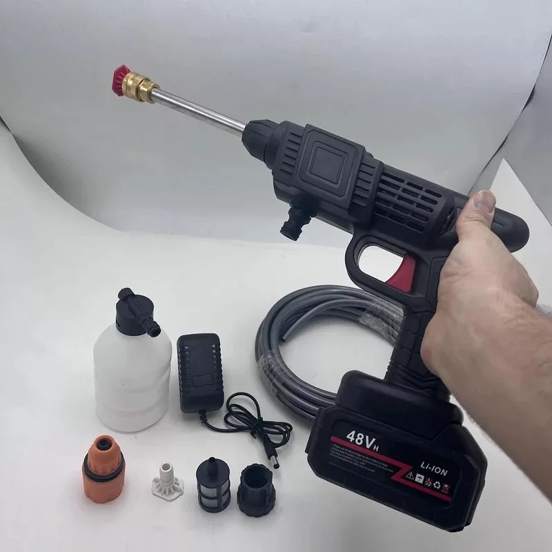 کارواش شارژی مدل ِDB به همراه باطری اضافی