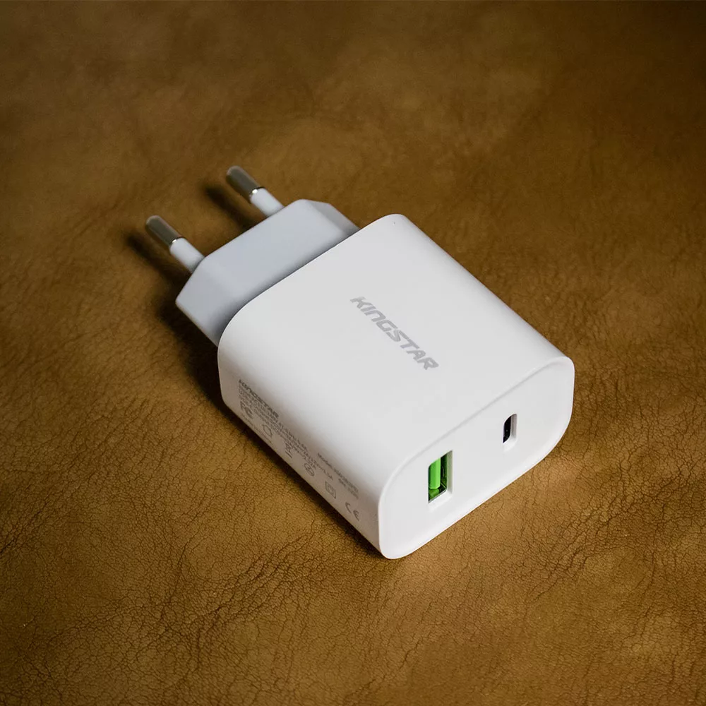 شارژر دیواری کینگ استار مدل KW262PD