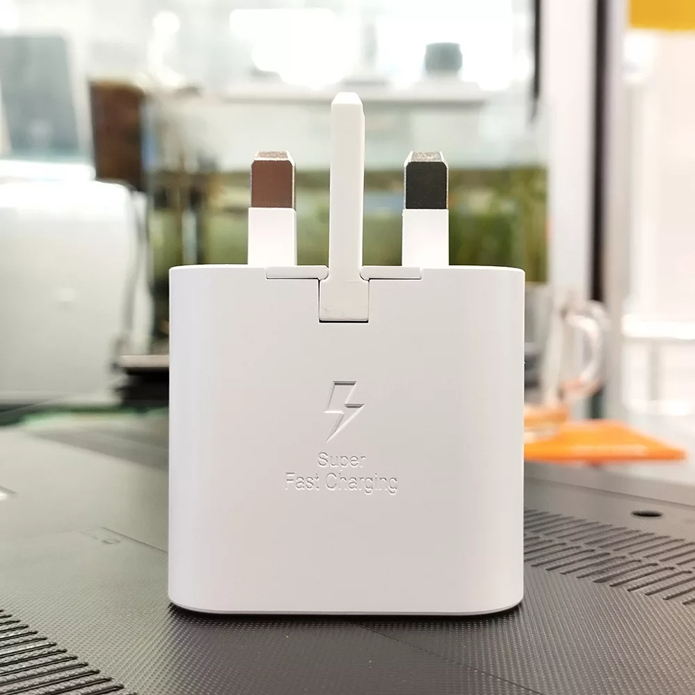 شارژر دیواری 25 وات مدل EP-TA800 2023 WEGAE