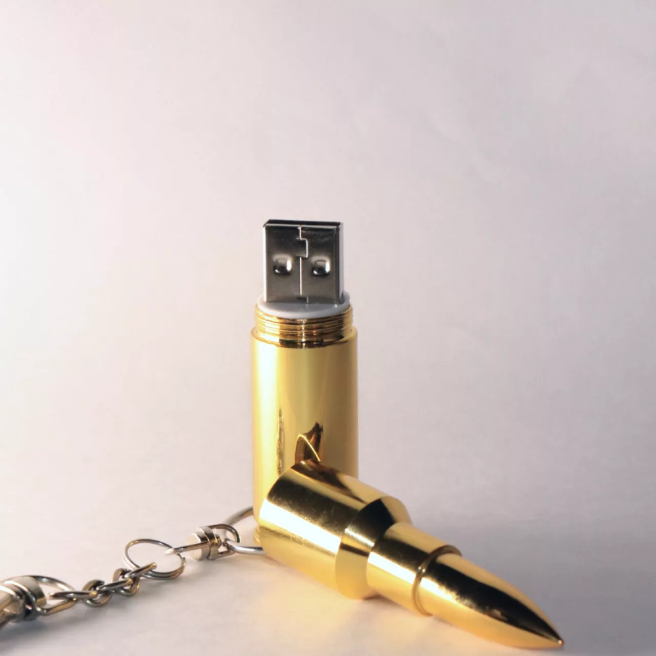 فلش مموری طرح فشنگ مدل DME1168 ظرفیت 16 گیگابایت