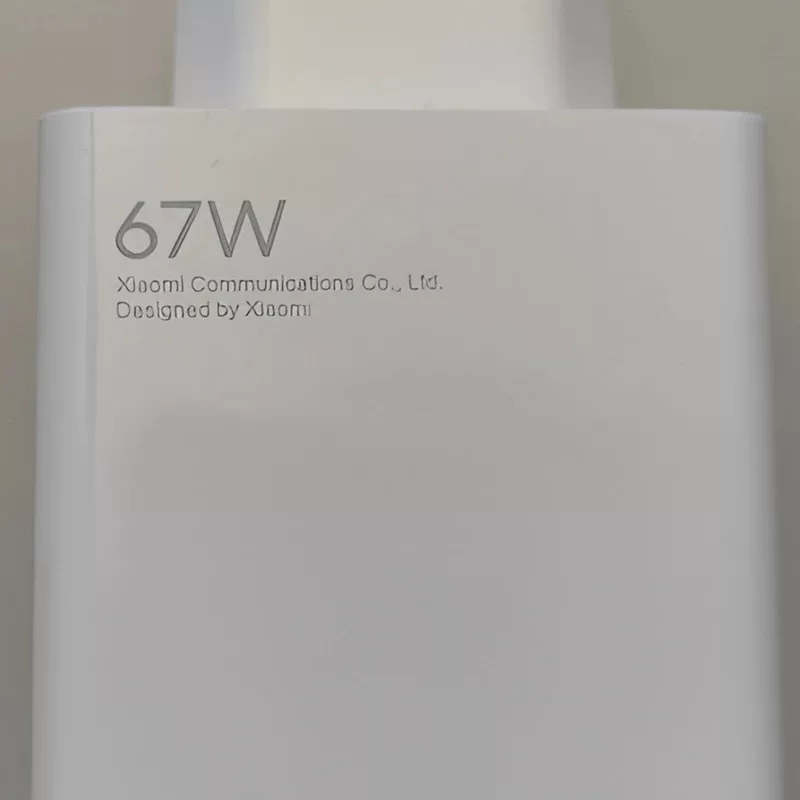 شارژر دیواری 67 وات  مدل SUPER FAST 67w به همراه کابل تبدیل USB-C