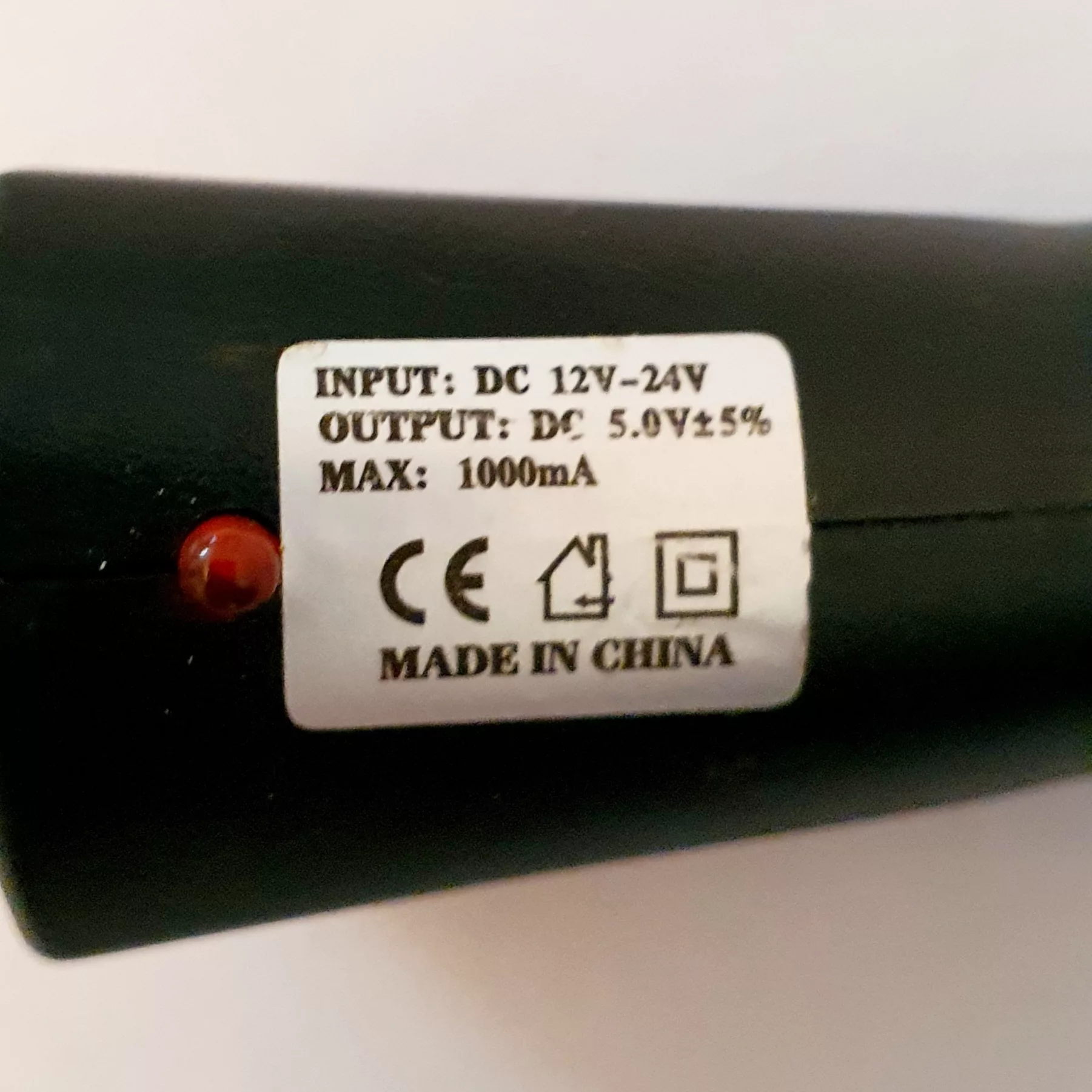 شارژر فندکی 5 ولت مدل USB crger