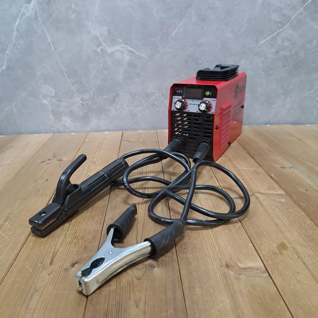 اینورتر جوشکاری 300 آمپر ادون مدل MMA_WELDER