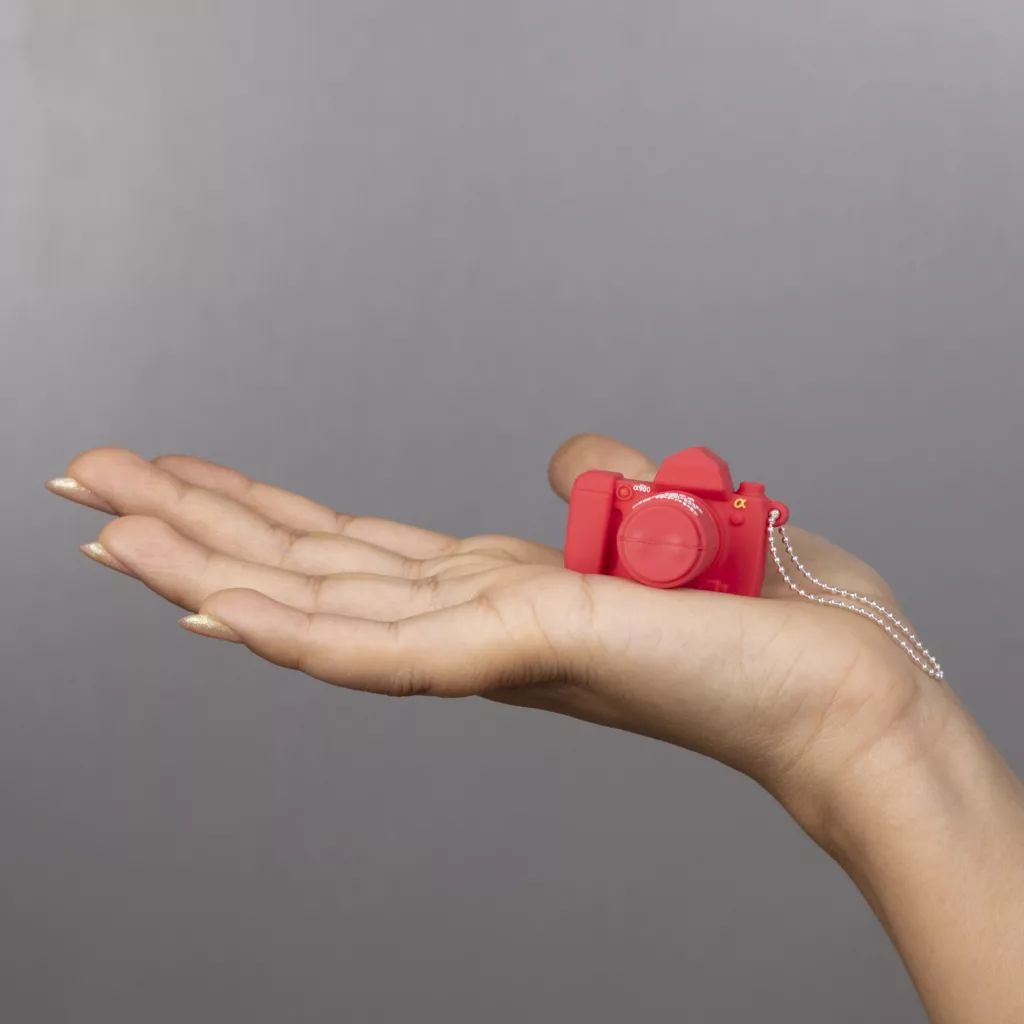 فلش مموری مدل دوربین ظرفیت 16 گیگابایت