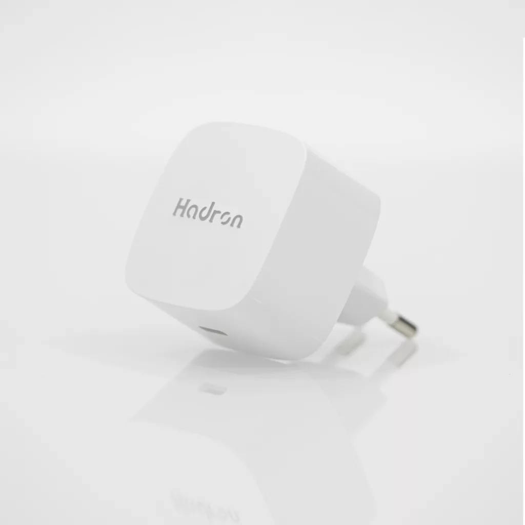 شارژر دیواری 33 وات هادرون مدل C1013