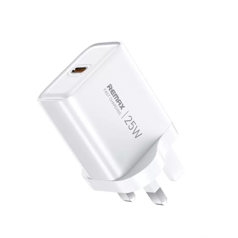 شارژر دیواری 25 وات ریمکس مدل S23FE به همراه کابل تبدیل USB-C