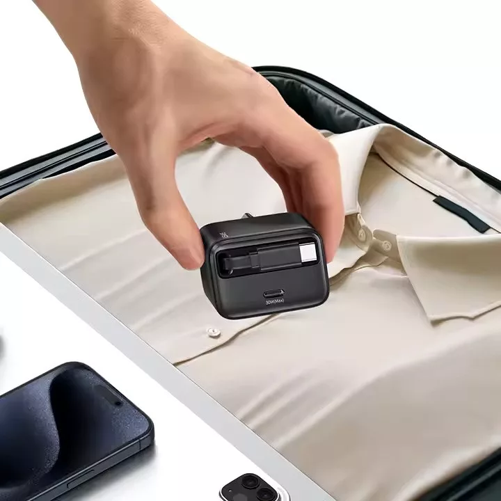 شارژر دیواری 30وات یوسمز مدل CC241 به همراه کابل تایپ سی