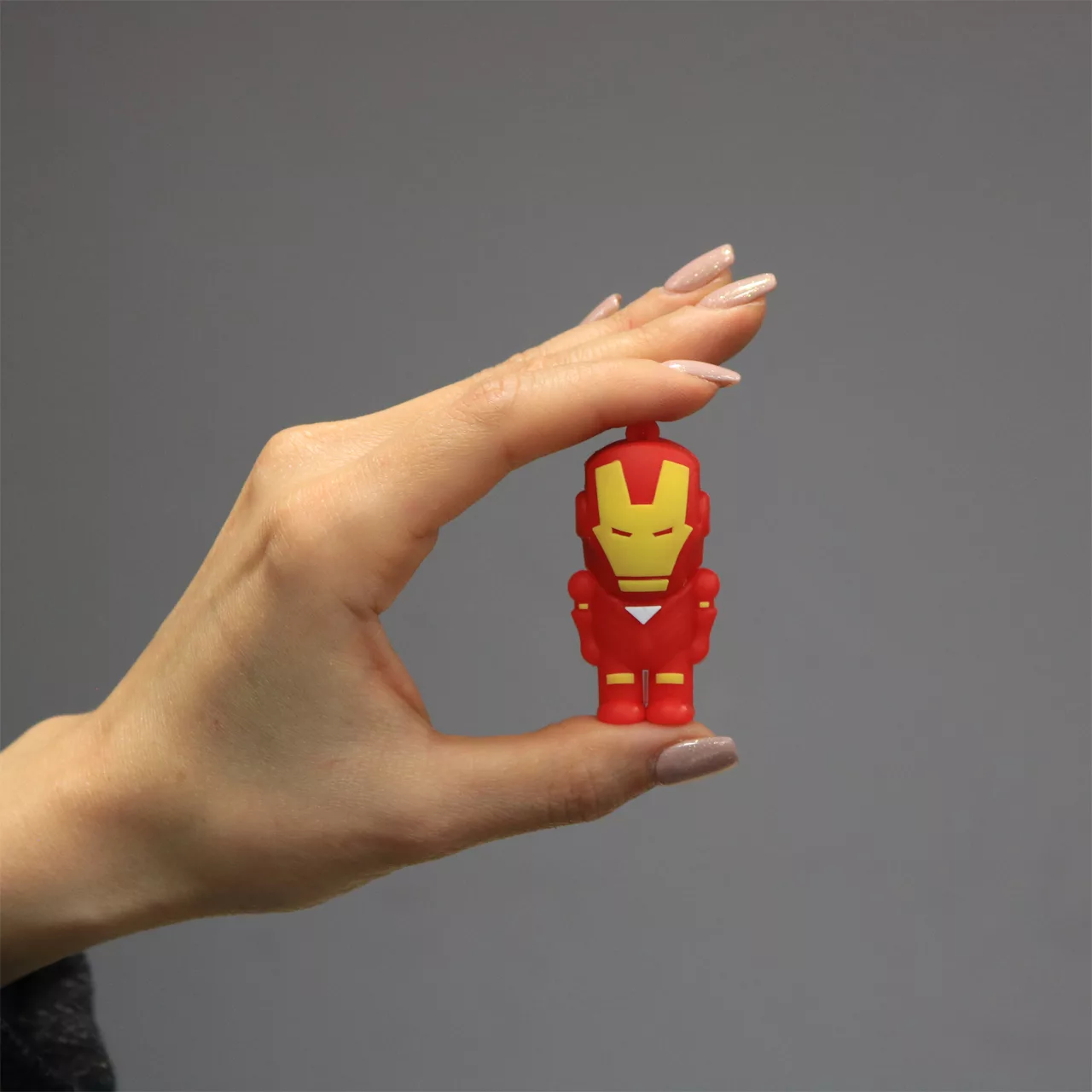 فلش مموری طرح مرد آهنی مدل Ul-Iron man01 ظرفیت 8 گیگابایت