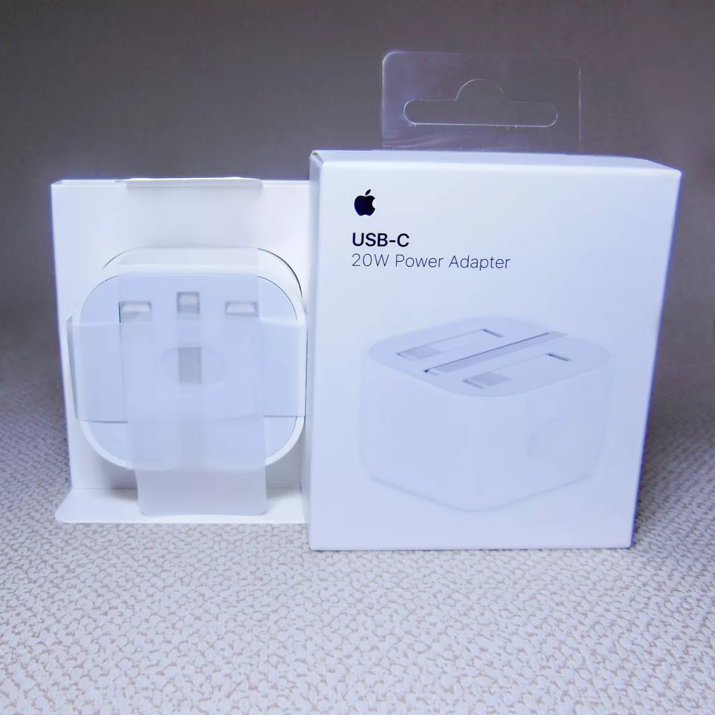 آداپتور شارژر مدل A2344