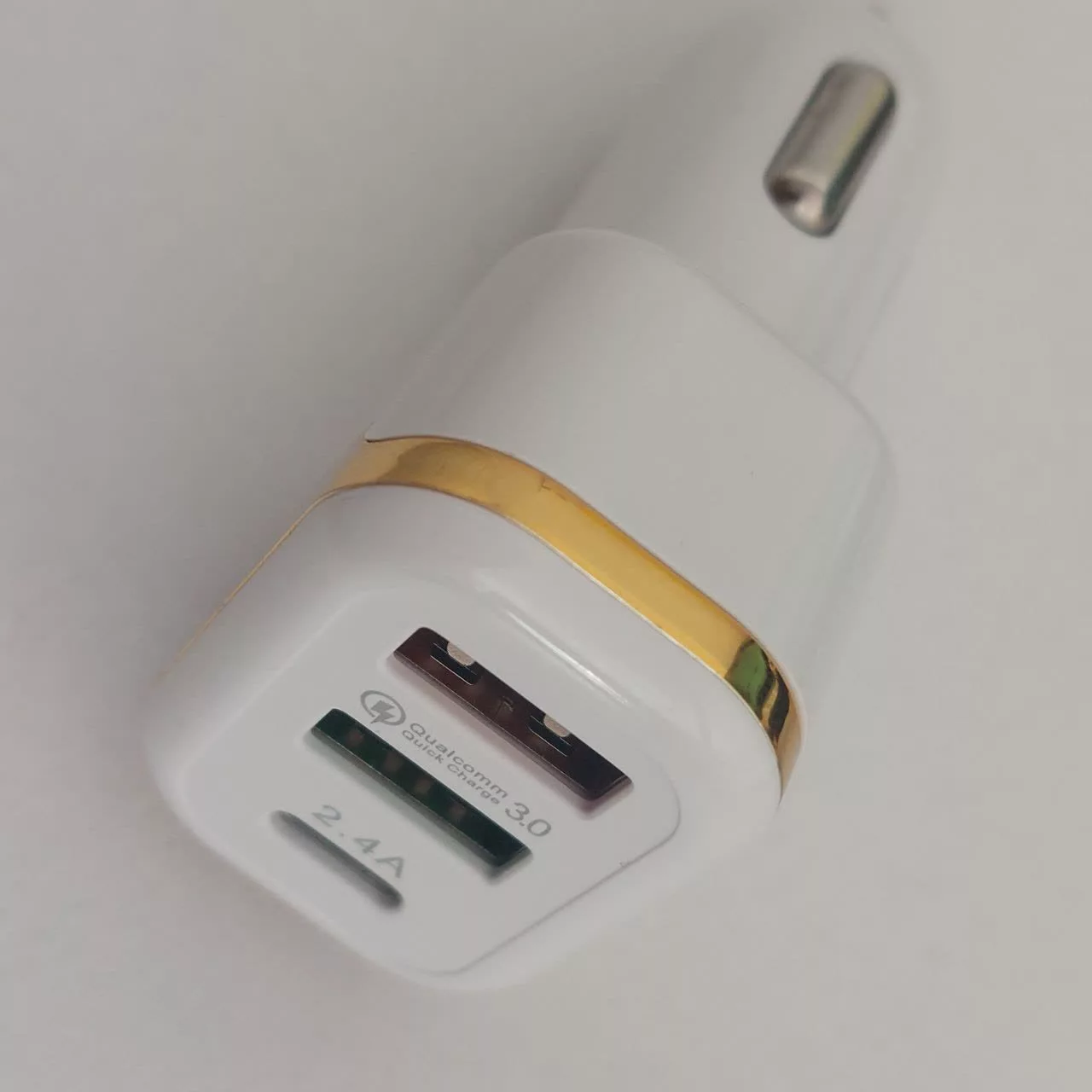 شارژر فندکی 12وات مدل WKN-718