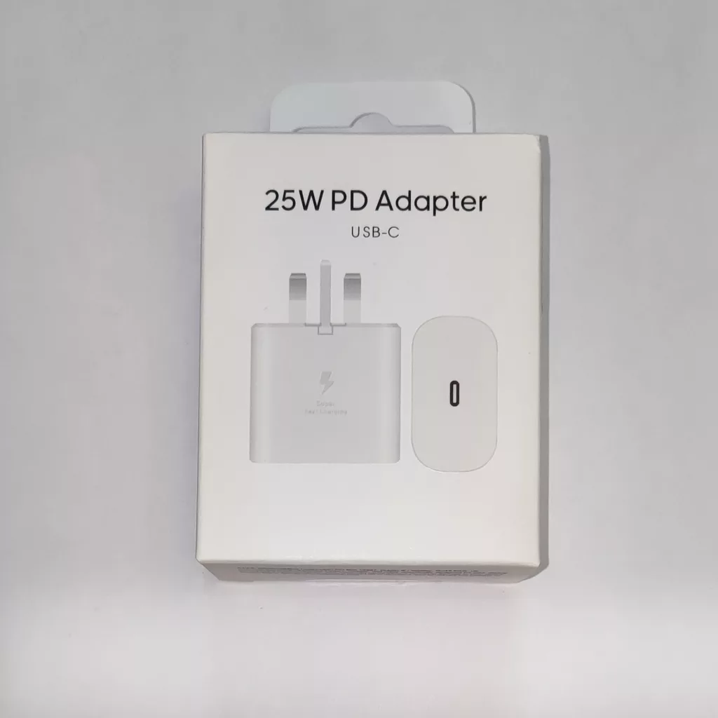 شارژر دیواری 25 وات مدل EP-TA-800