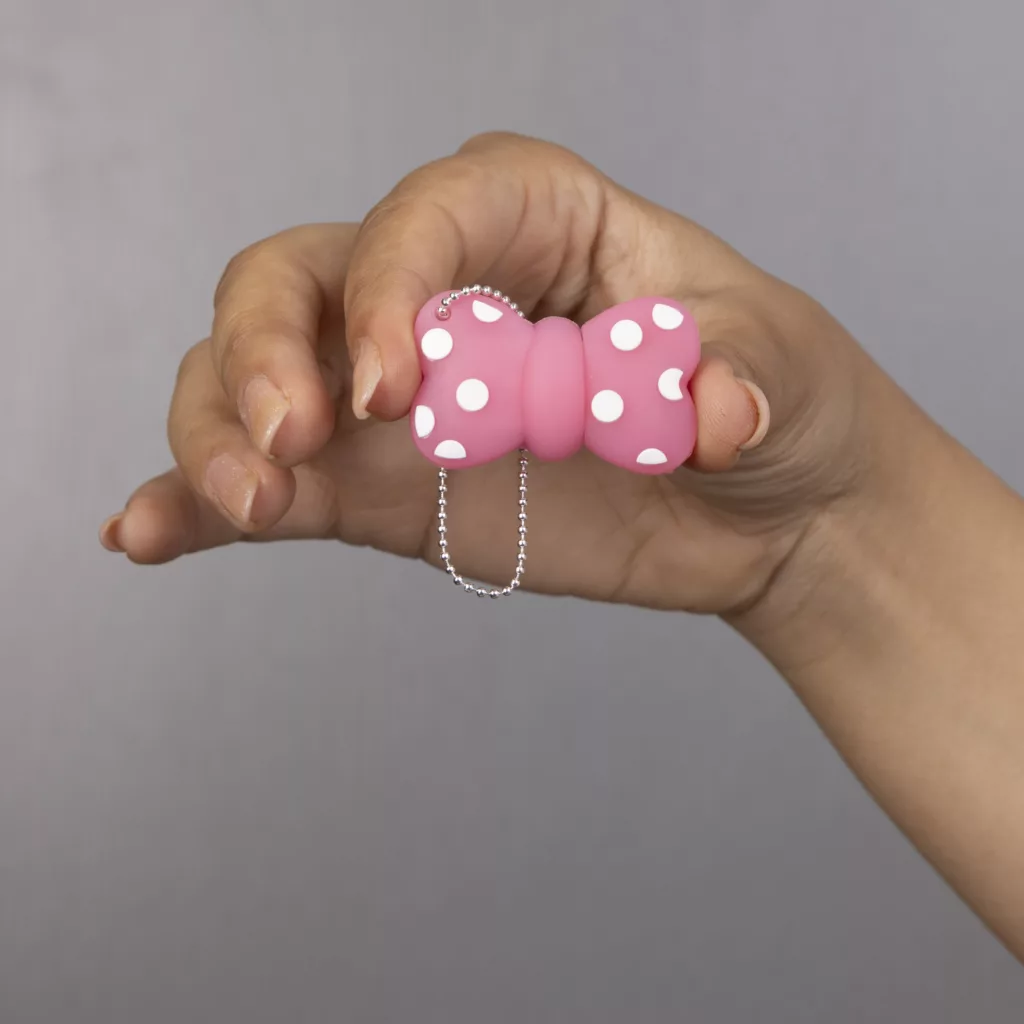 فلش مموری مدل پاپیون  ظرفیت هشت گیگابایت