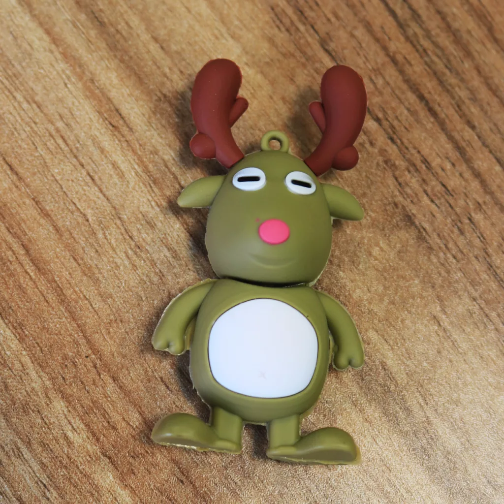 فلش مموری طرح گوزن اسون مدل Ul-Sven ظرفیت 16 گیگابایت