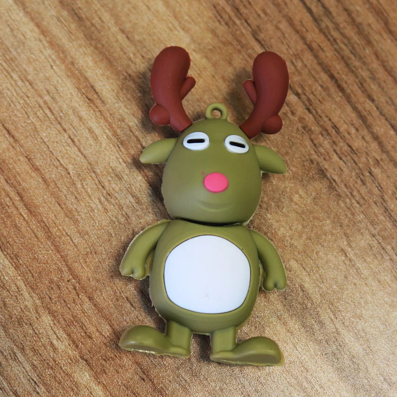 فلش مموری طرح گوزن اسون مدل Ul-Sven ظرفیت 16 گیگابایت