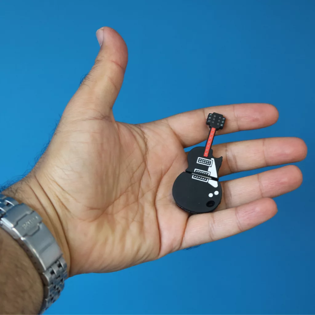 فلش مموری طرح گیتار الکترونیک مدل Ul-ElcGuitar01 ظرفیت 16 گیگابایت