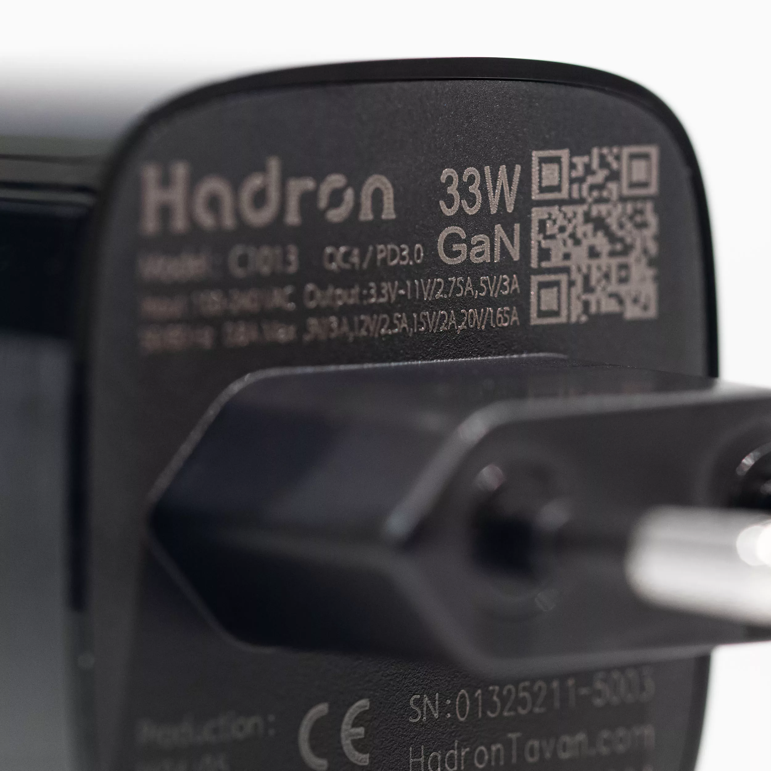 شارژر دیواری 33 وات هادرون مدل C1013