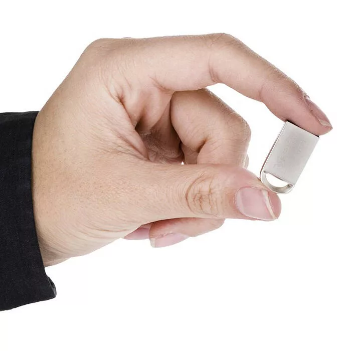 فلش مموری وریتی مدل V 811 ظرفیت 32 گیگابایت