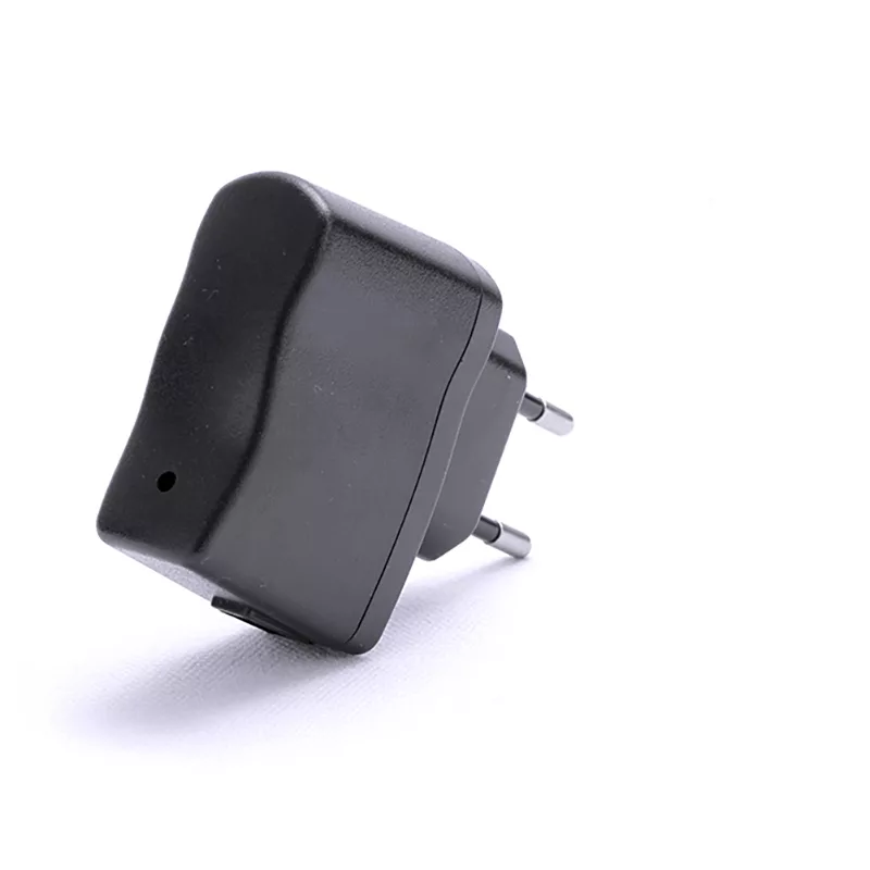 شارژر دیواری مدل CY-045030