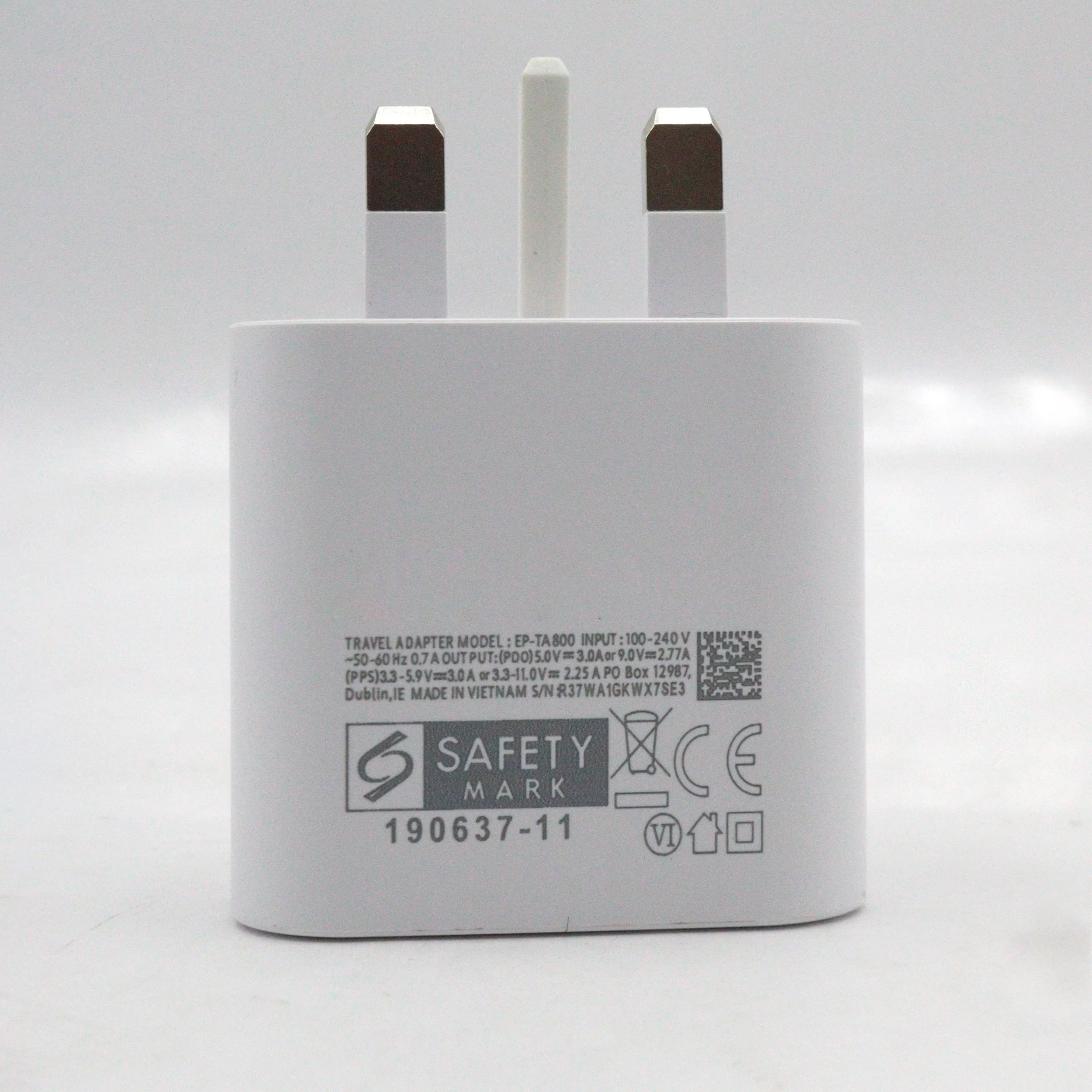 شارژر دیواری 25 وات مدل YP-USB-C