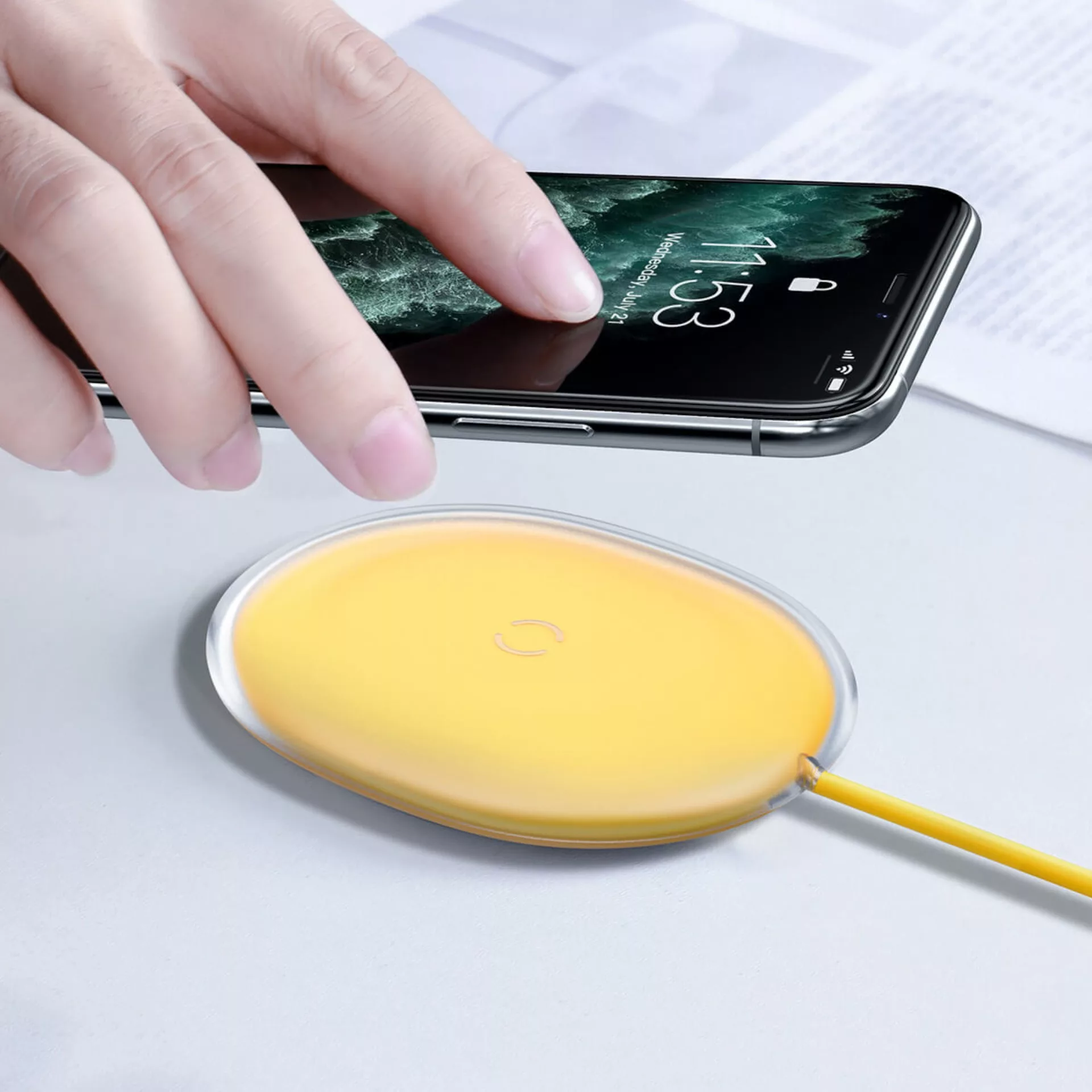 شارژر بی سیم باسئوس مدل Jelly Wireless Charger 15W