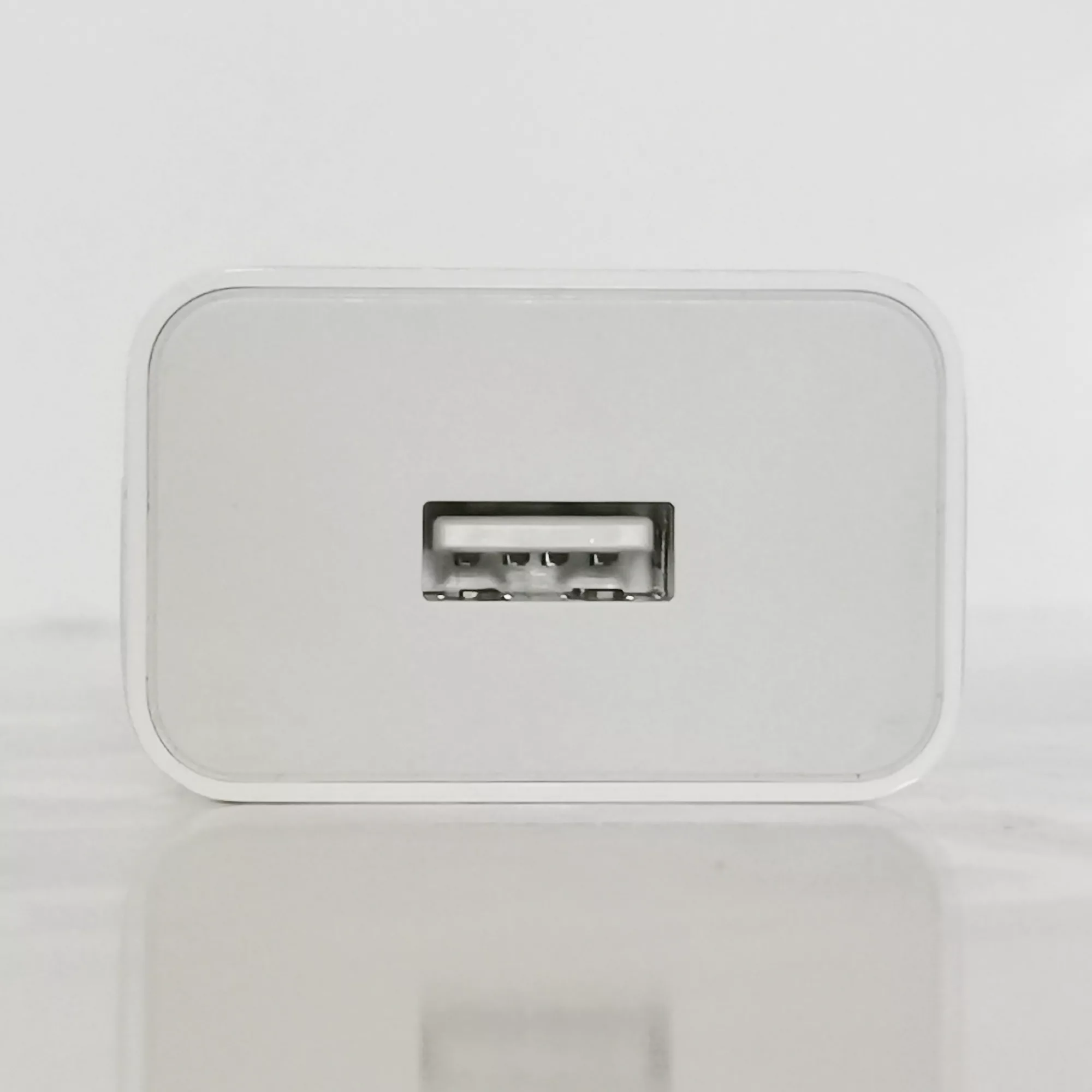 شارژر دیواری  مدل MDY-11-EM