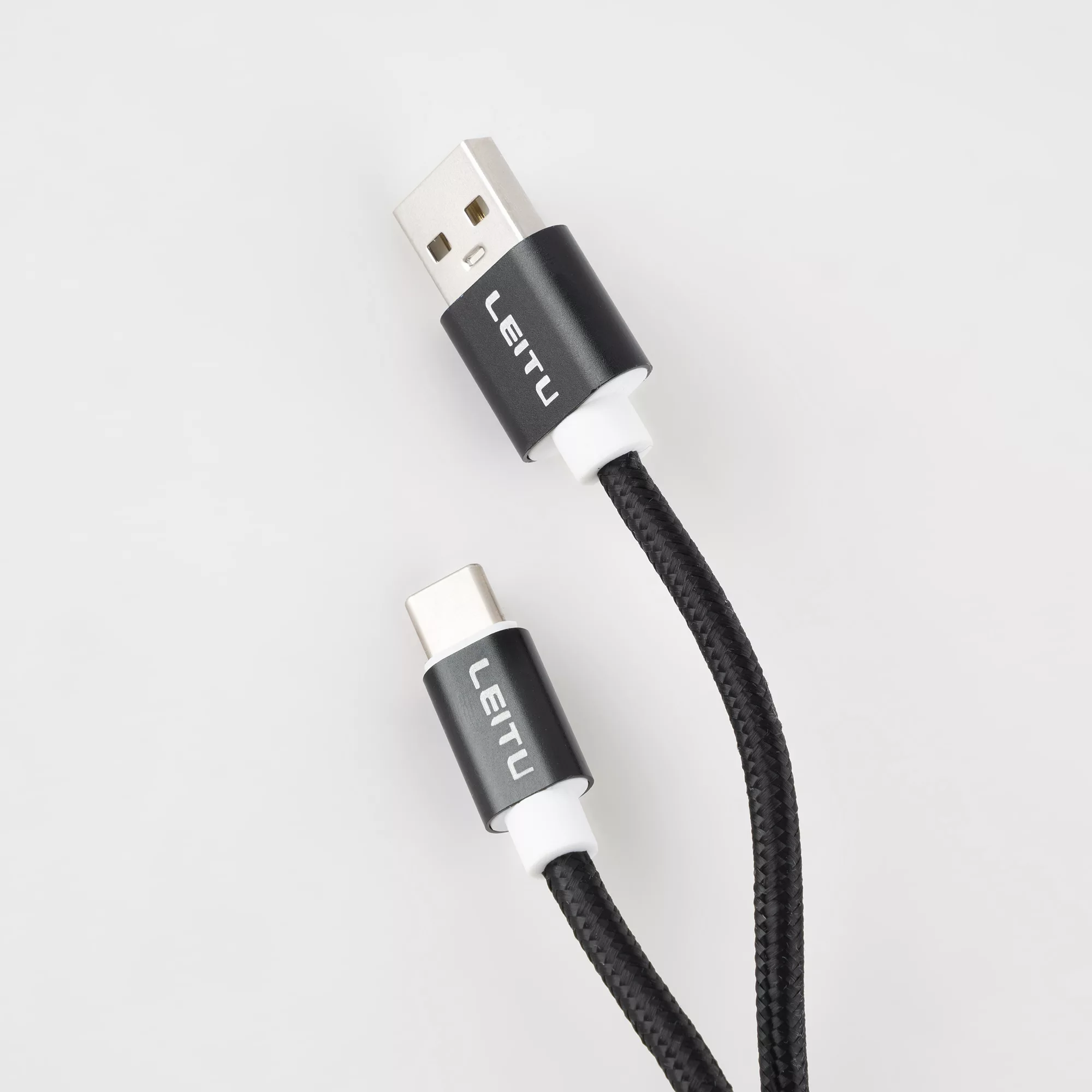 شارژر فندکی لیتو مدل LC-C8 به همراه کابل تبدیل USB-C