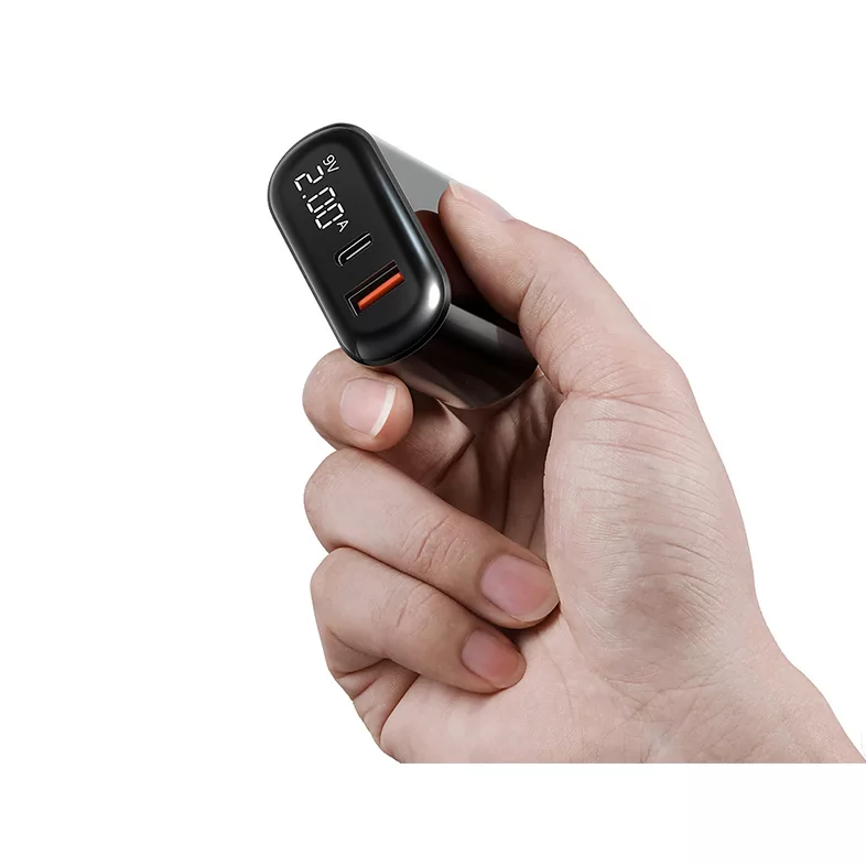 شارژر دیواری مک دودو مدل CH-7171 به همراه کابل تبدیل لایتنینگ