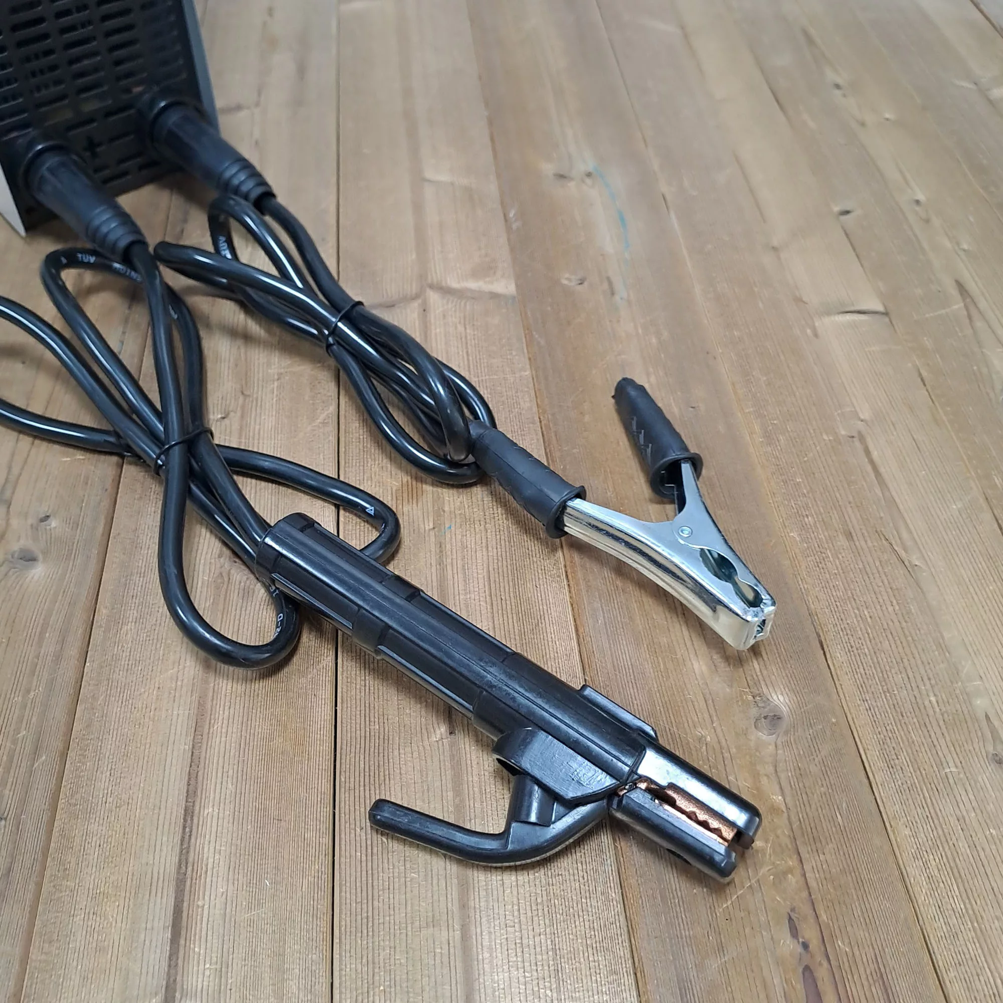 اینورتر جوشکاری صنعتی 400 آمپر ادون مدل MMA_WELDER