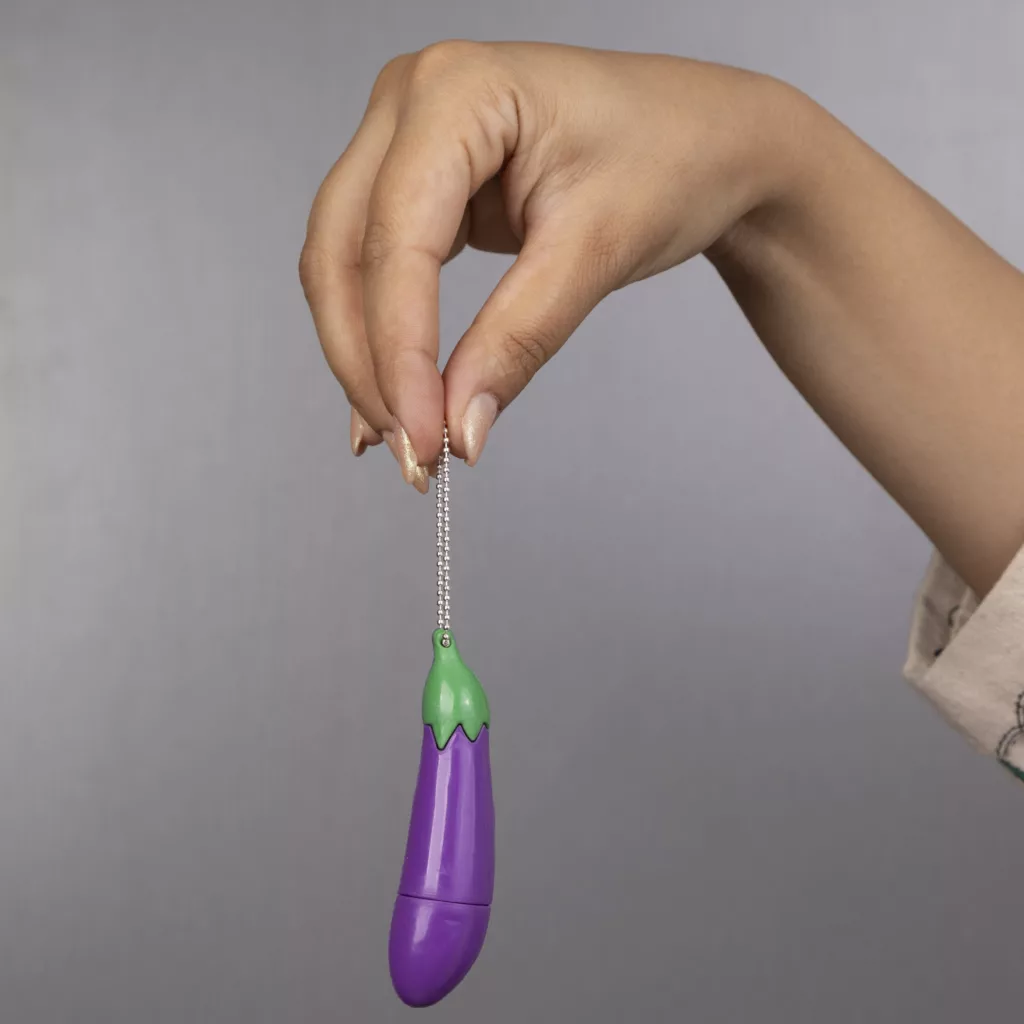 فلش مموری مدل بادمجان ظرفیت 32 گیگابایت