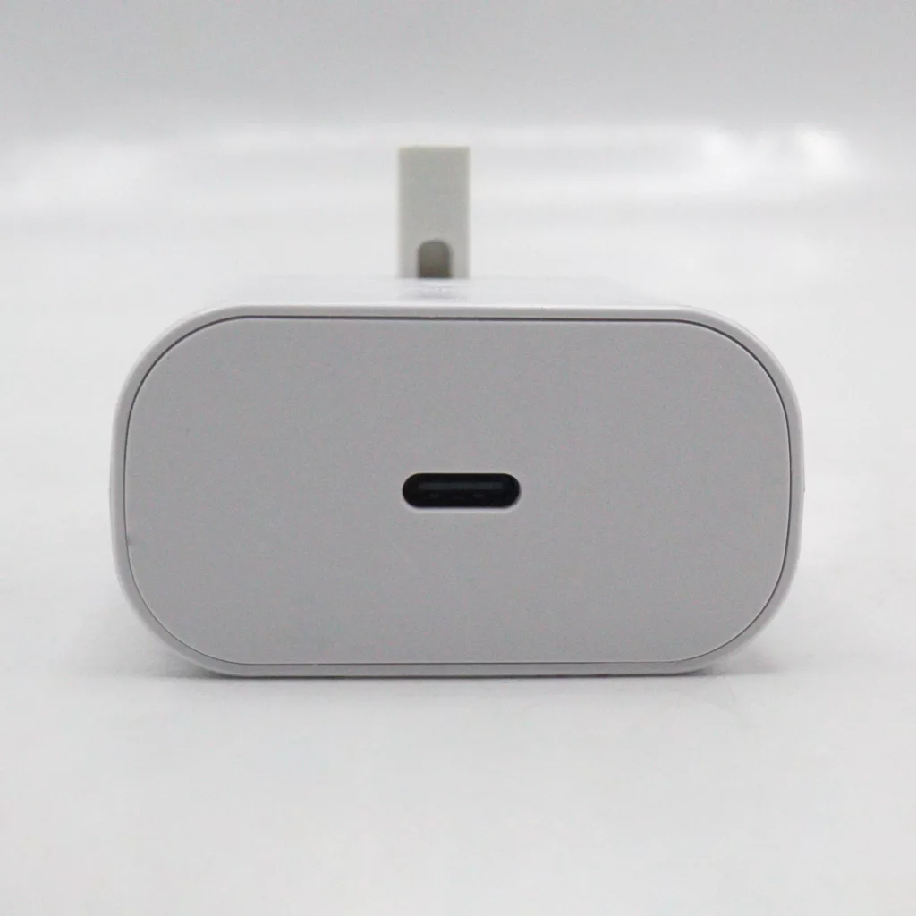 شارژر دیواری 25 وات مدل YP-USB-C