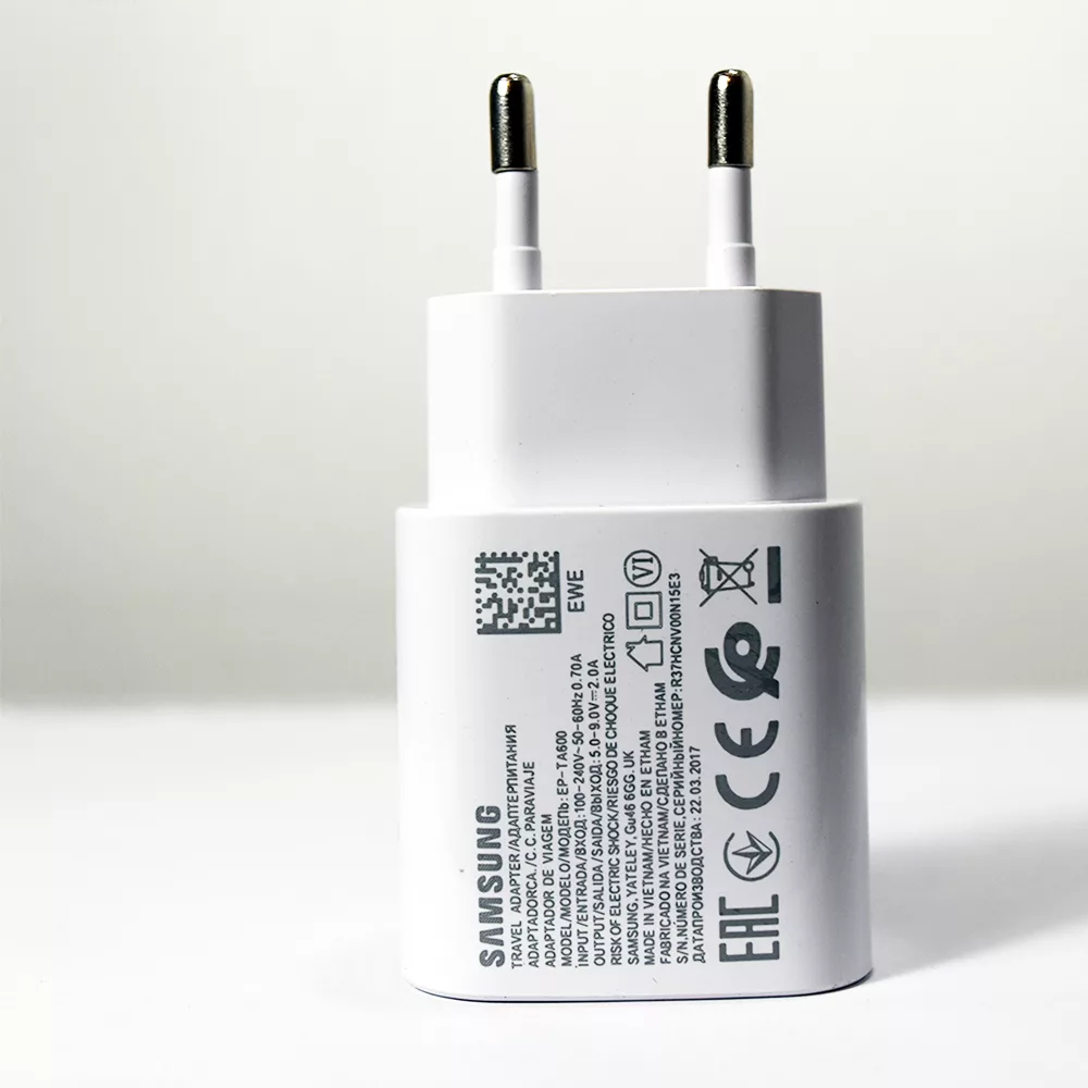 شارژر دیواری مدل EP-TA600