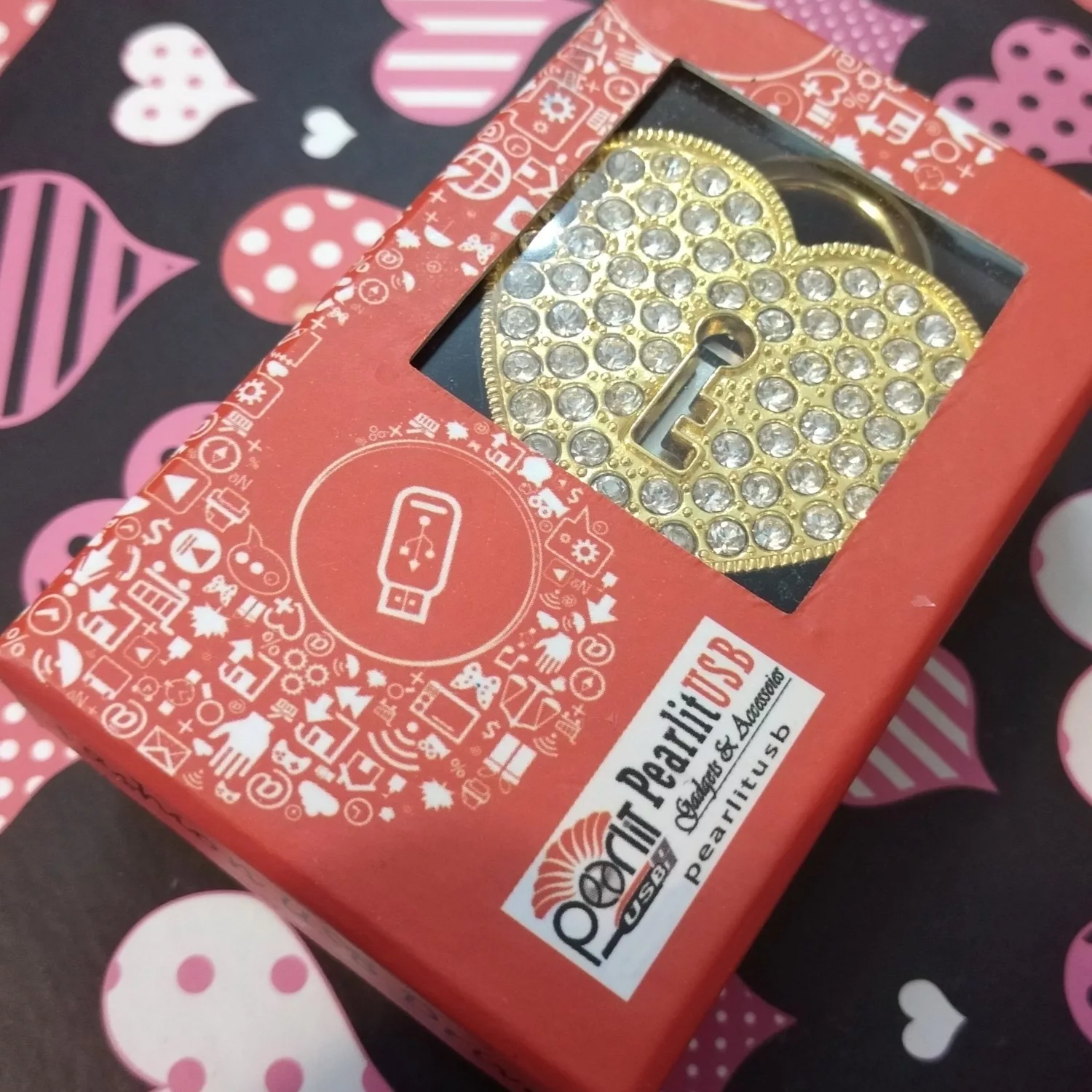 فلش مموری پرلیت یو اس بی طرح قفل قلبی کد W-49 ظرفیت 128 گیگابایت