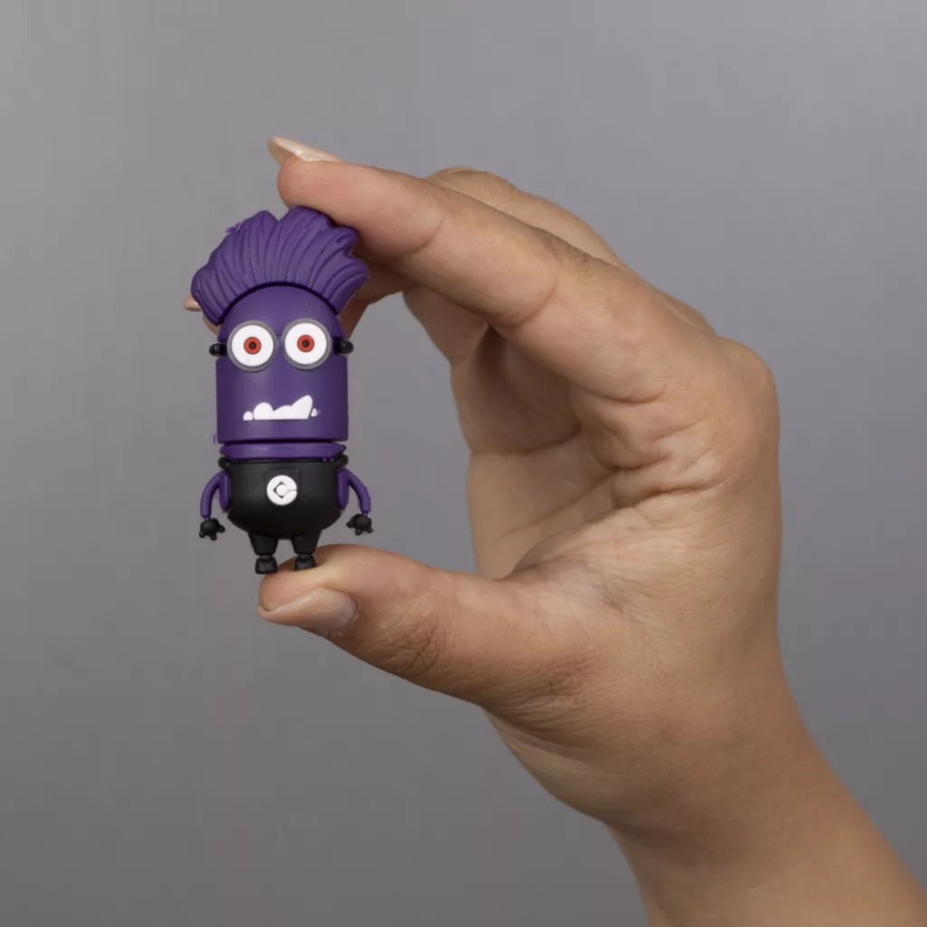 فلش مموری مدل مینیون زامبی ظرفیت هشت گیگابایت