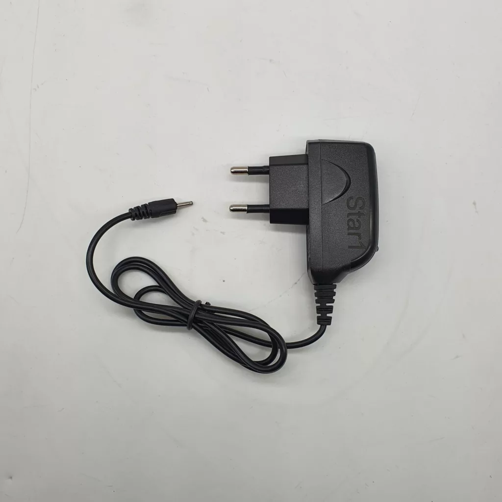 شارژر دیواری استاروان مدل 3G Power1