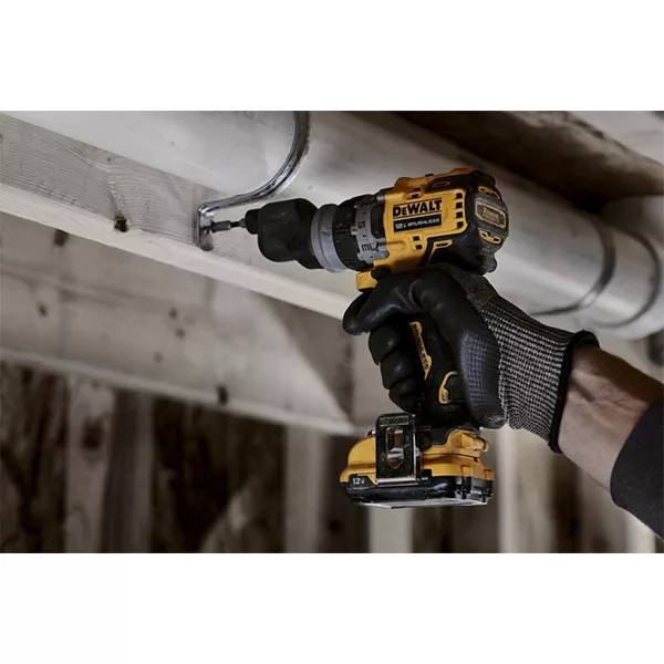 پیچ گوشتی شارژی دیوالت مدل DCD703