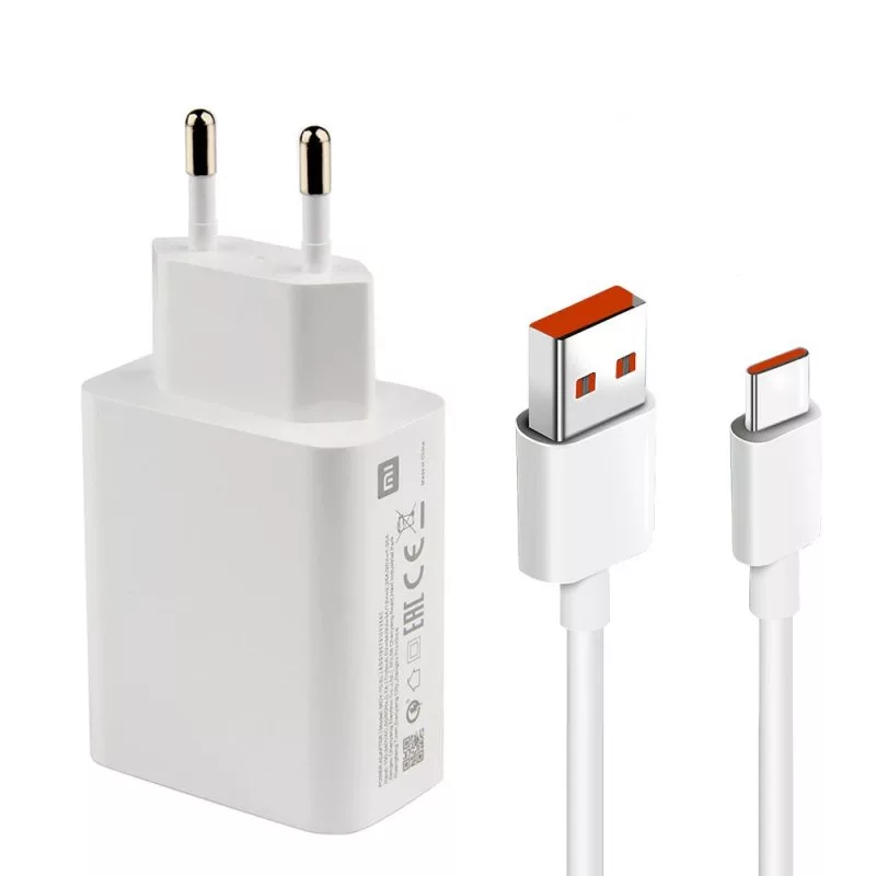 شارژر دیواری  کد 33 به همراه کابل تبدیل USB-C