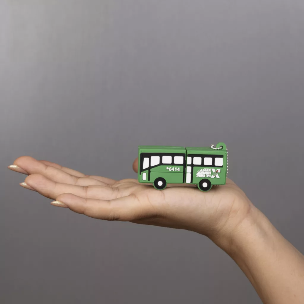 فلش مموری مدل اتوبوس ظرفیت هشت گیگابایت