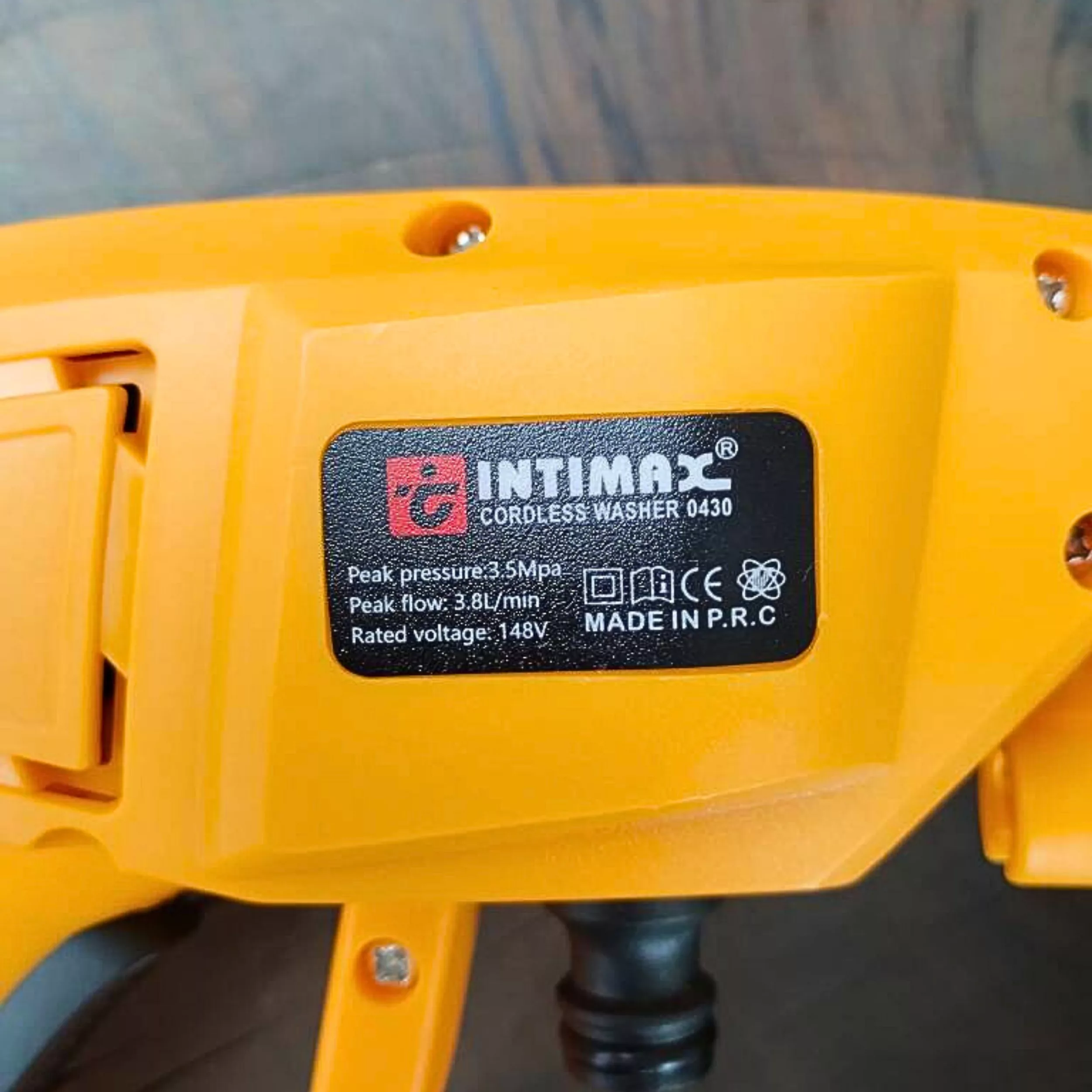 کارواش شارژی اینتیمکث کد 100343 مدل باتری بزرگ