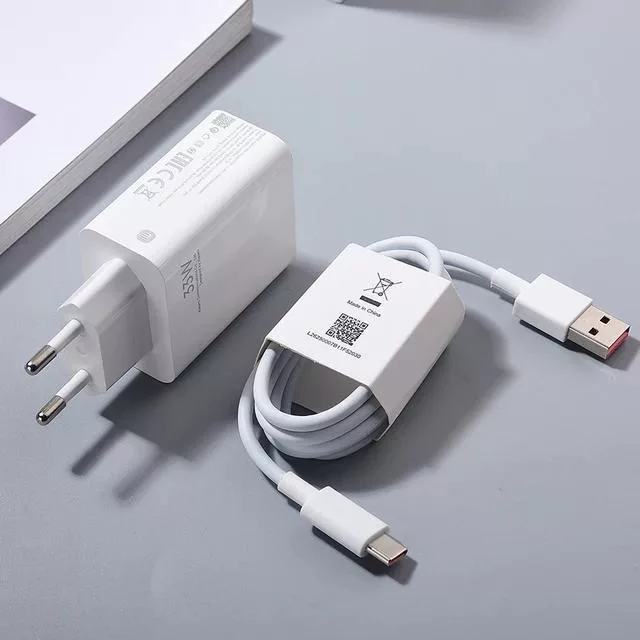 شارژر دیواری شیائومی مدل NOTE 10 PRO (33واتی) به همراه کابل تبدیل USB-C