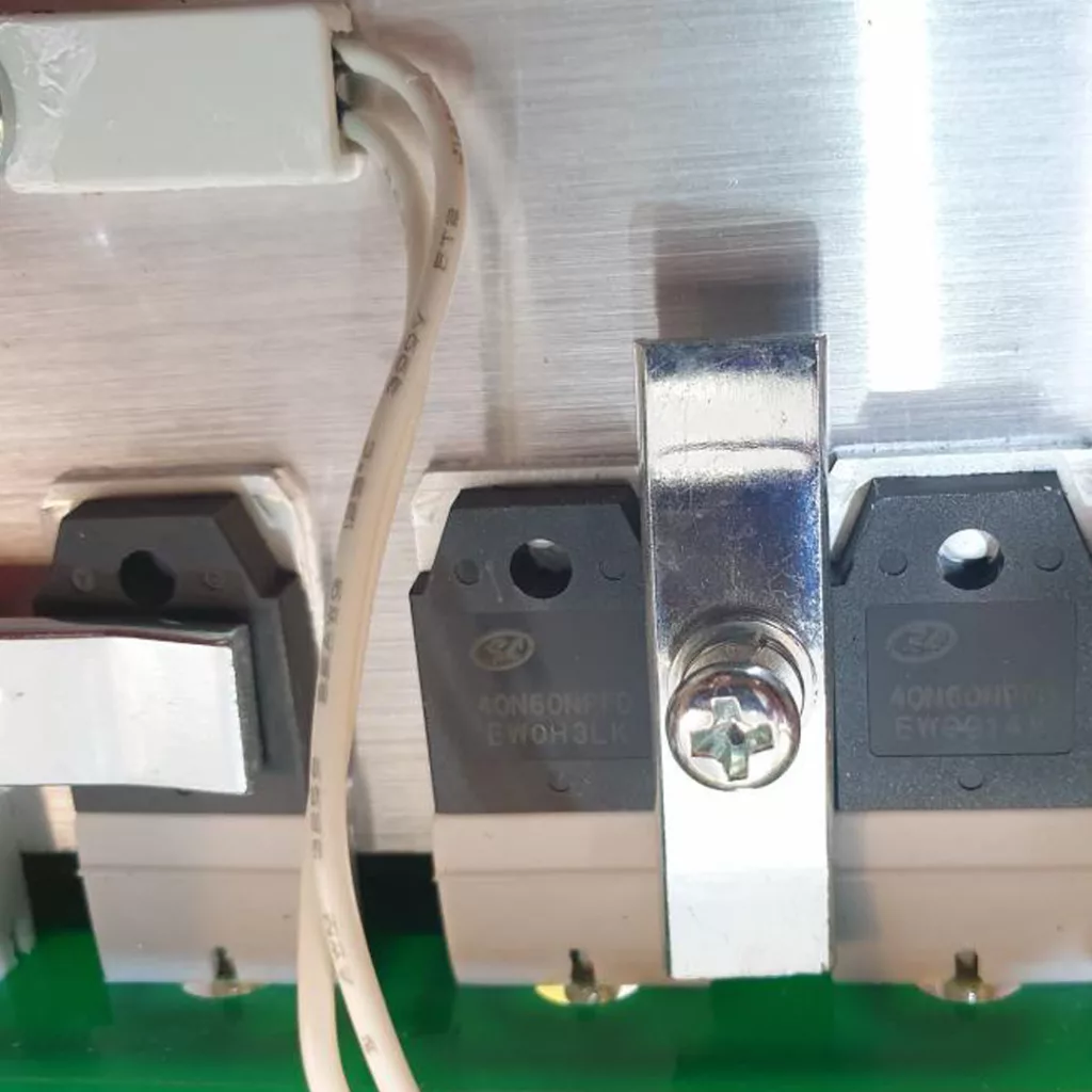 اینورتر 250 آمپر صبا مدل R-VNV-250V (IGBT)
