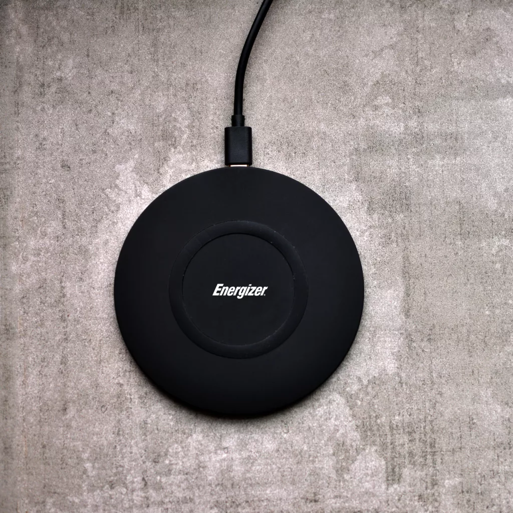 داک شارژر بی سیم انرجایزر مدل WCP 105