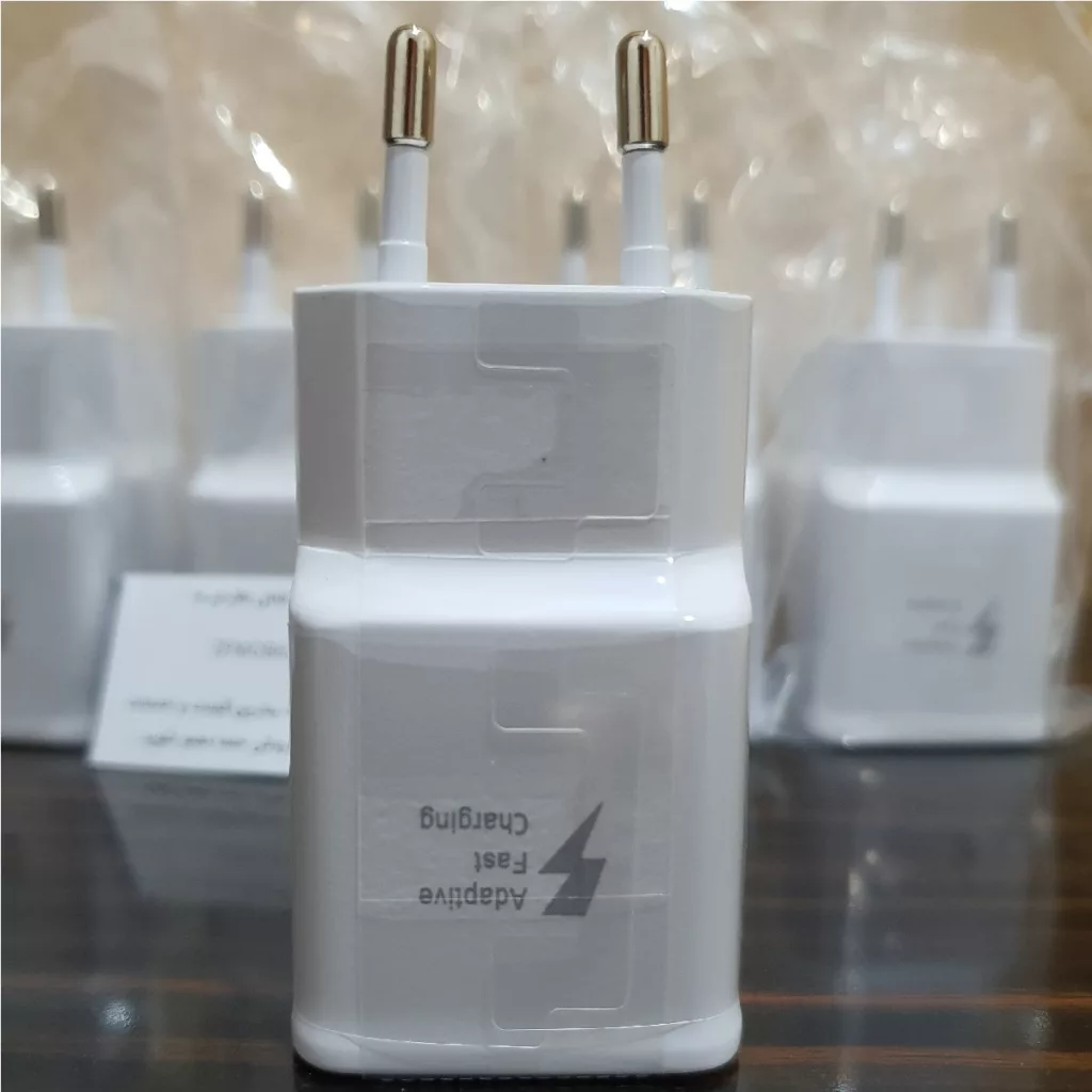 شارژر دیواری مدل FAST