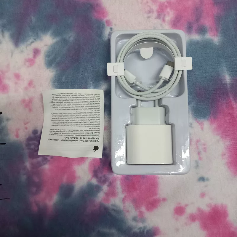 شارژر دیواری   35 وات مدل 15PRO MAX به همراه کابل USB-C