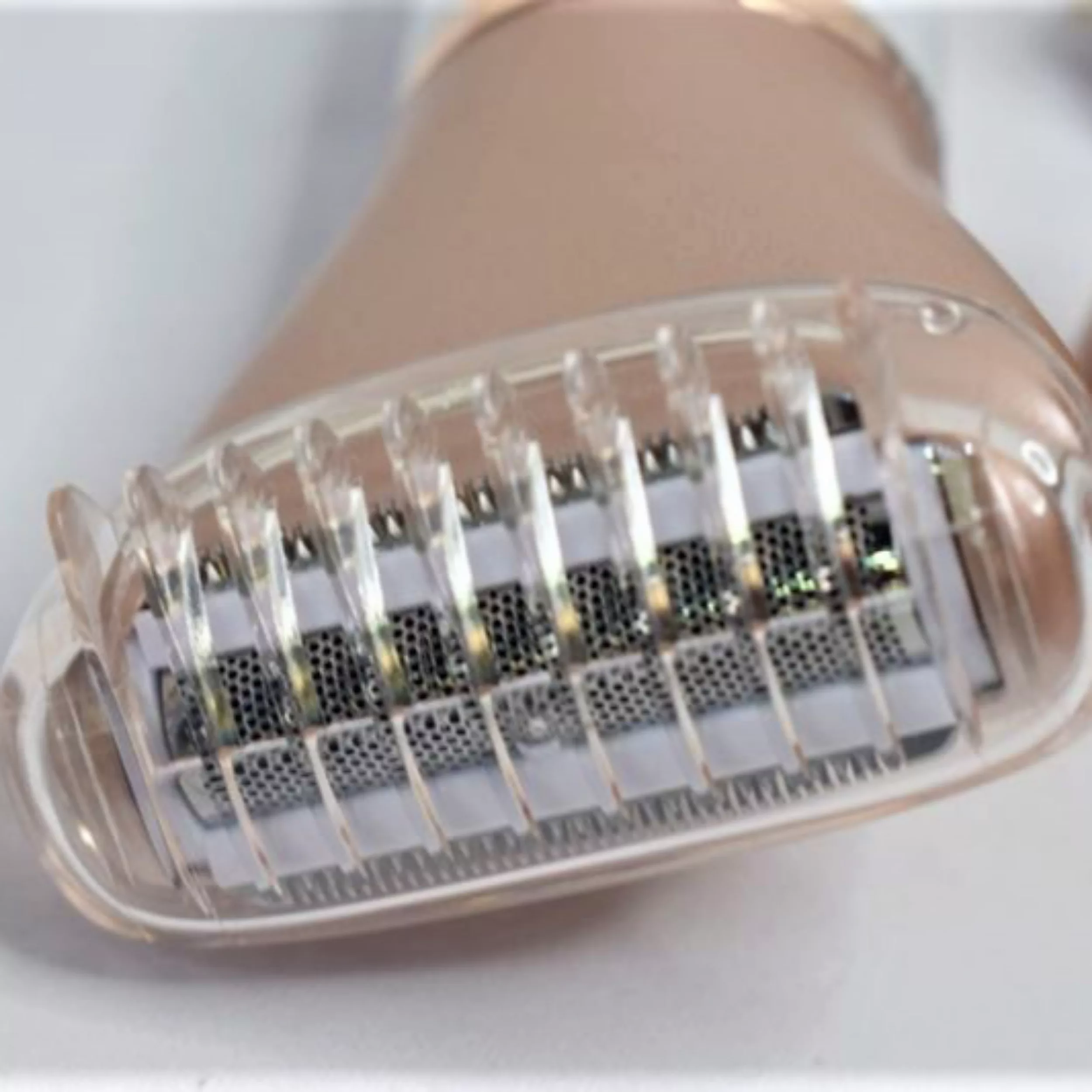 ماشین اصلاح موی بدن بانوان کیمی مدل KM-1632 2in1