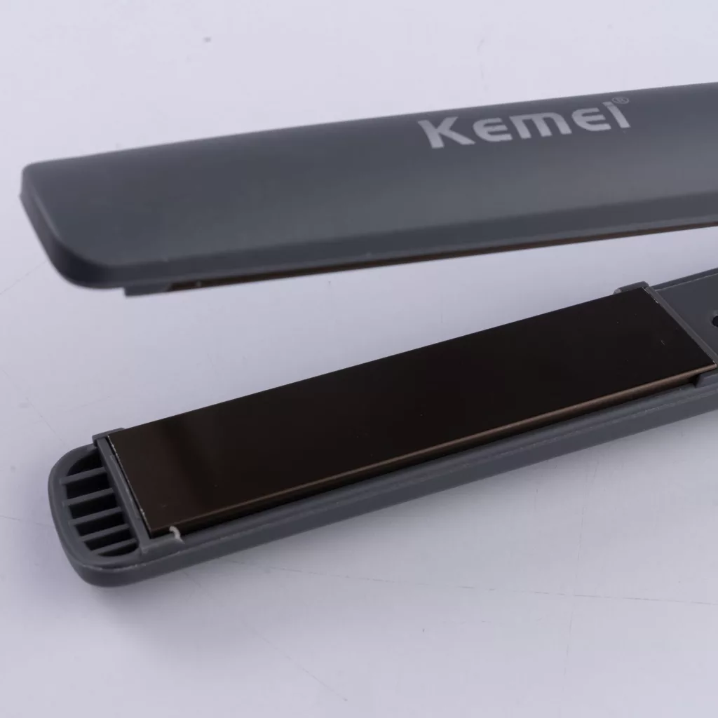 اتو و حالت دهنده ی مو کیمی مدل km9829