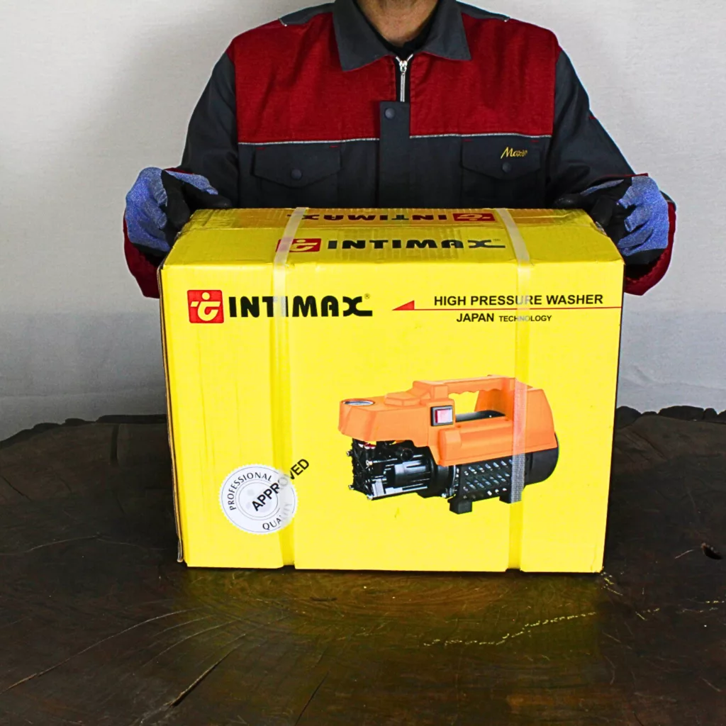 کارواش دینامی 140 بار 3000 وات اینتیمکث مدل 2039