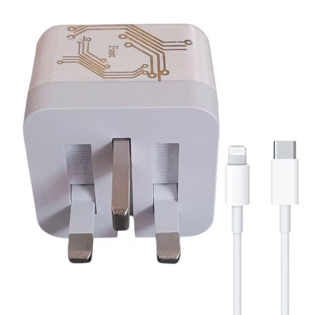 شارژر دیواری 35 وات مدل iph45 به همراه کابل USB-C به لایتنینگ شارژر دیواری 35 وات مدل iph45 به همراه کابل USB-C به لایتنینگ