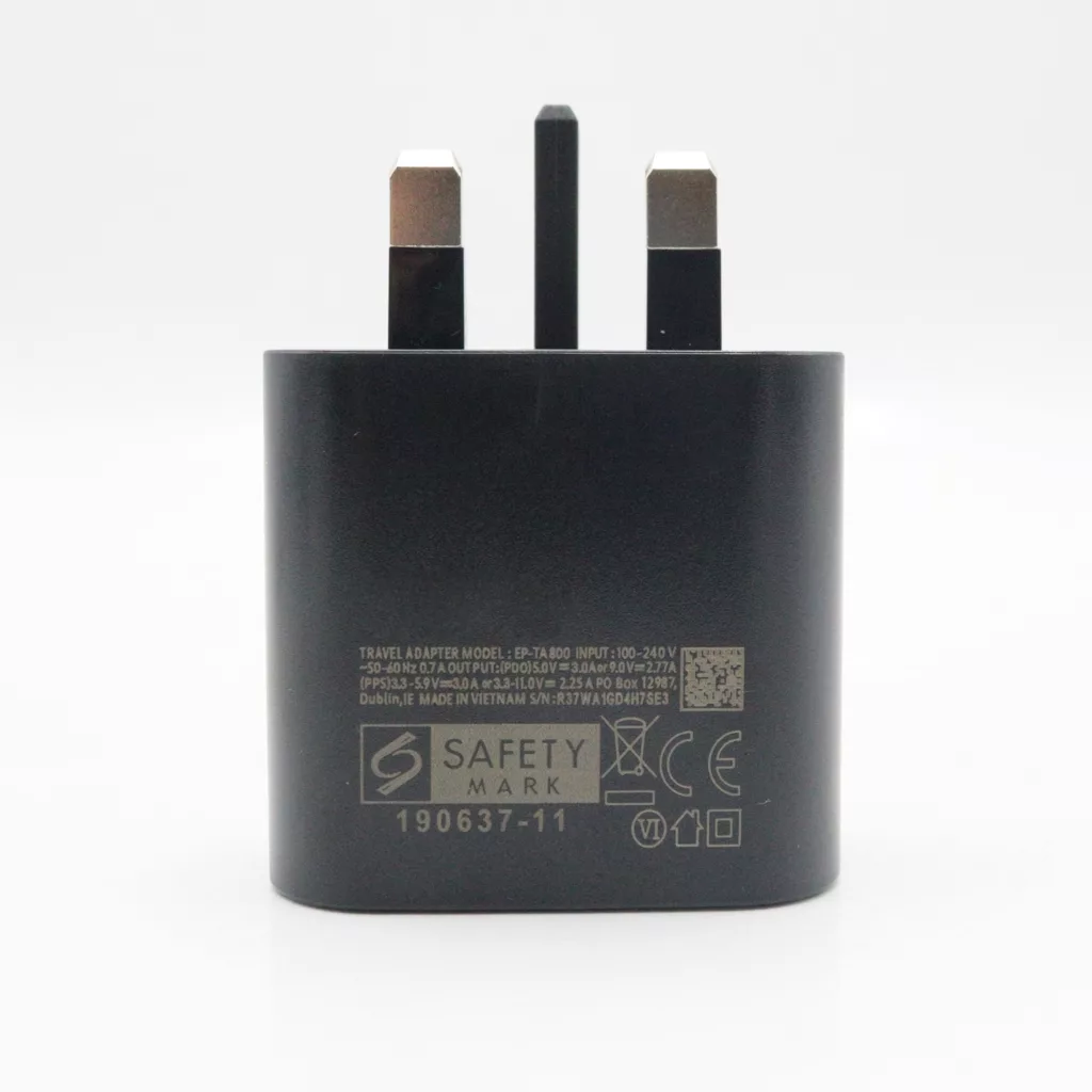 شارژر دیواری 25 وات مدل YP-USB-C