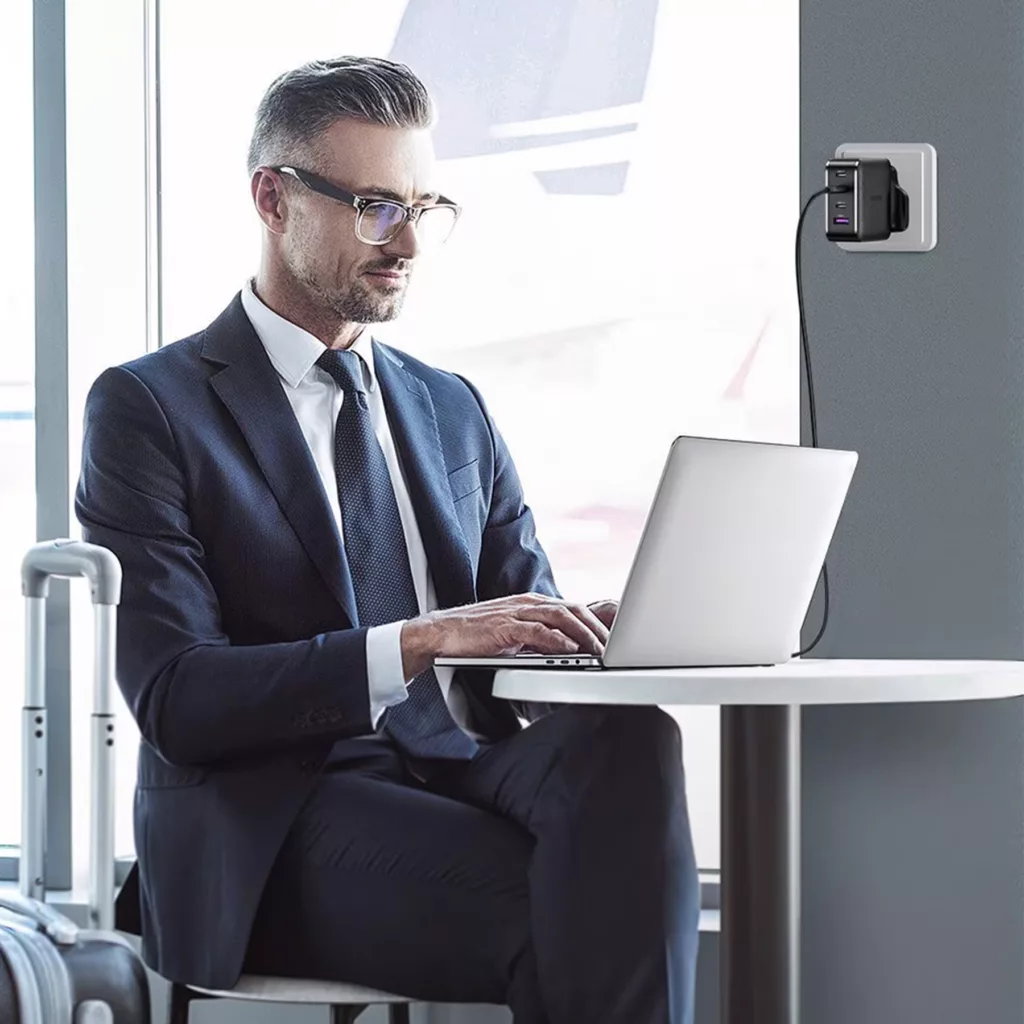 شارژر یوگرین مدل CD224 - 70819