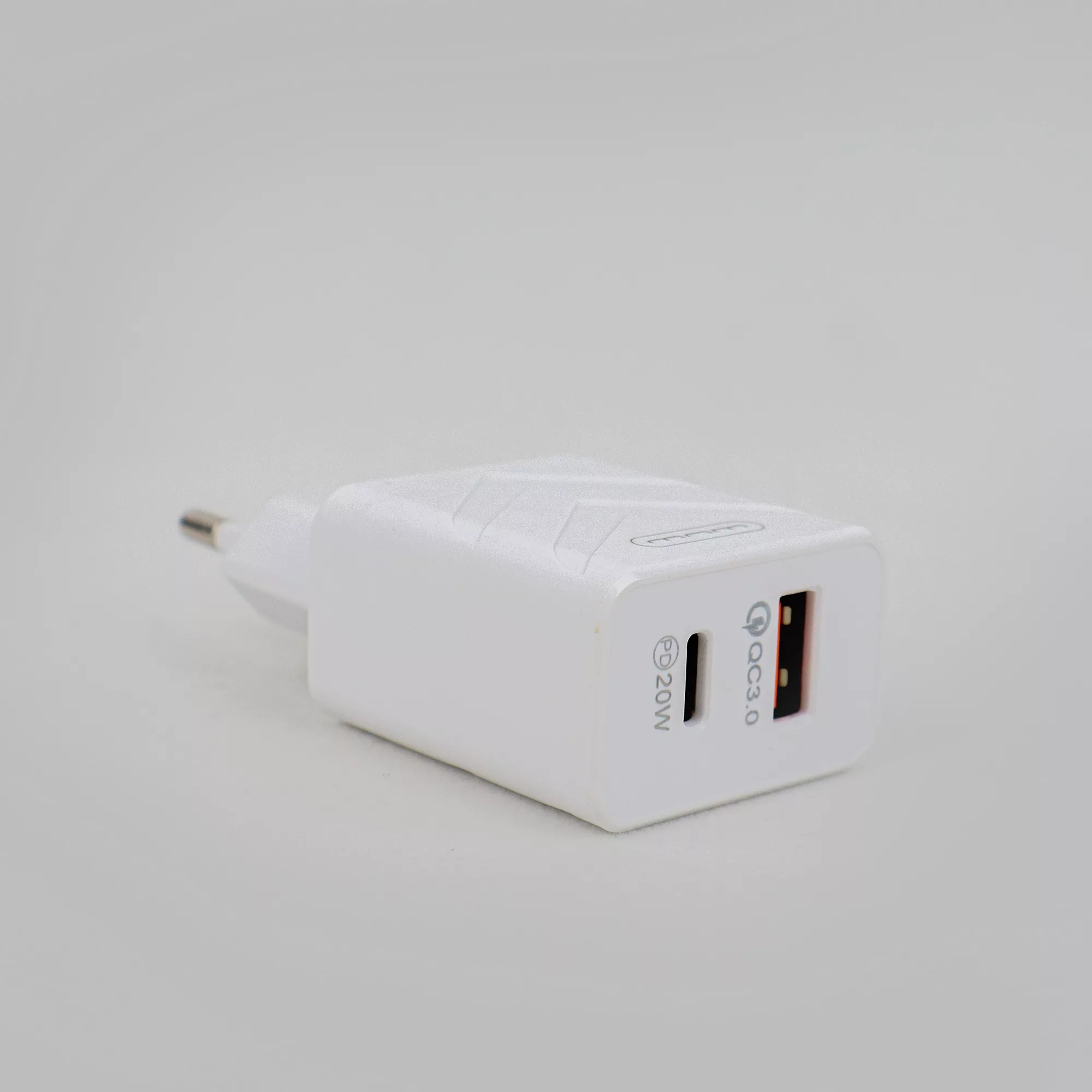 شارژر دیواری 5وات مدل C135